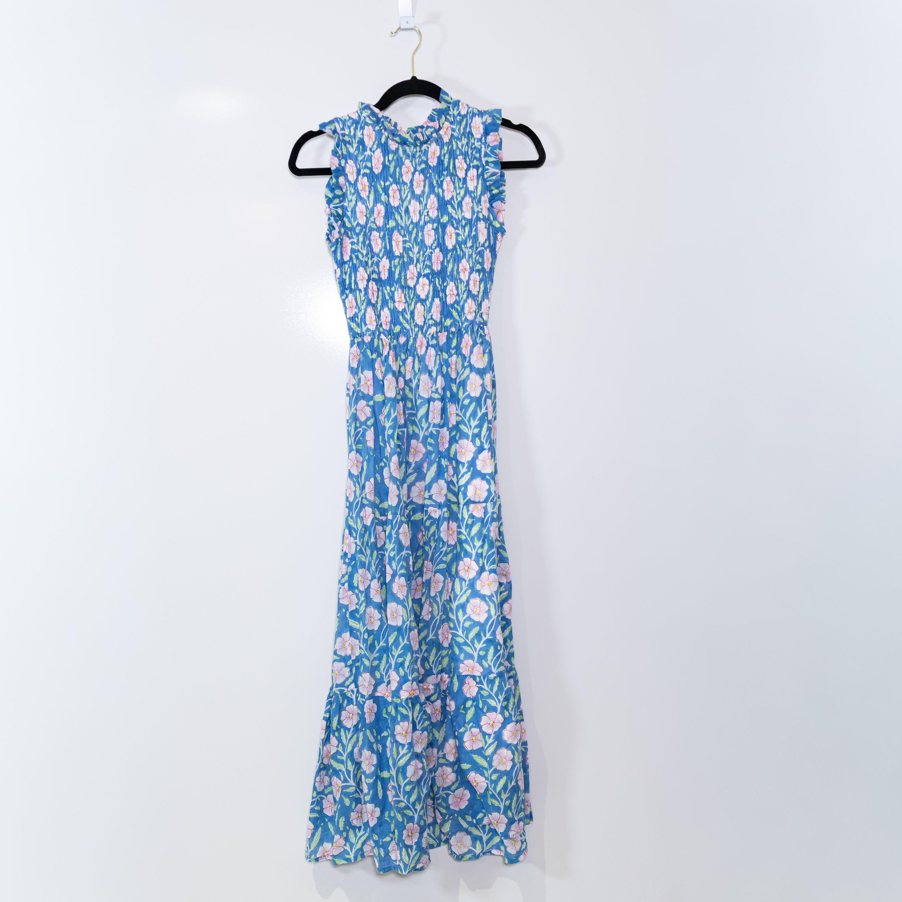 Oliphant Sleeveless Smocked Stretch Bodice Blue Pink Floral Maxi Dress XS