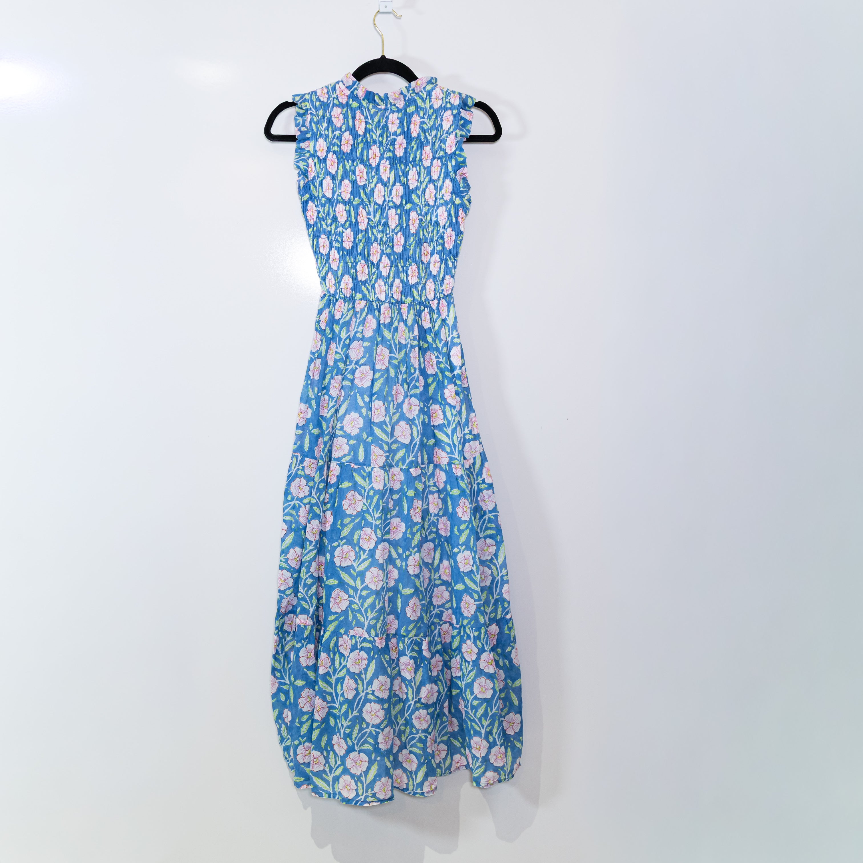 Oliphant Sleeveless Smocked Stretch Bodice Blue Pink Floral Maxi Dress XS