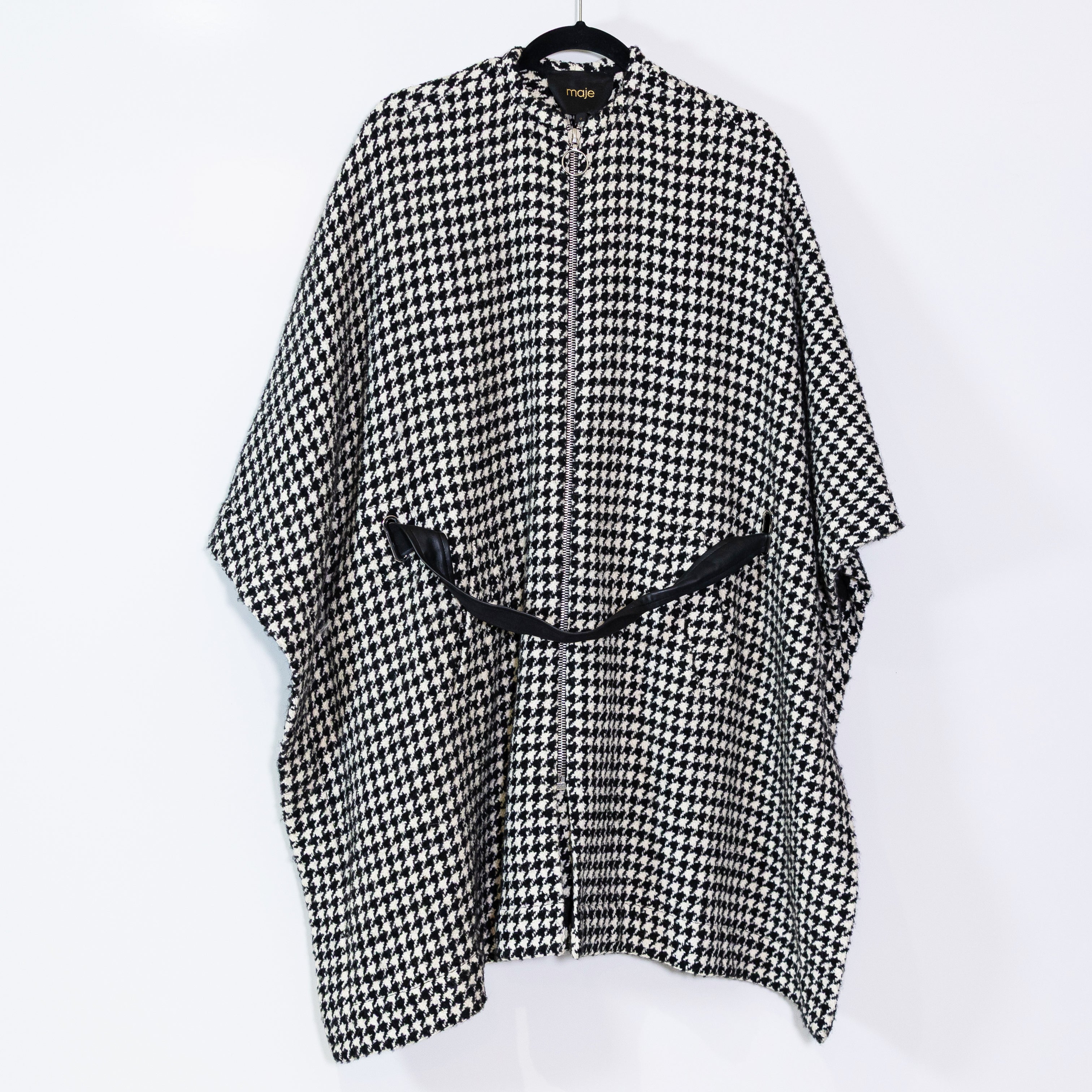 Maje Giro Belted Black White Wool Blend Houndstooth Woven Poncho Coat Jacket