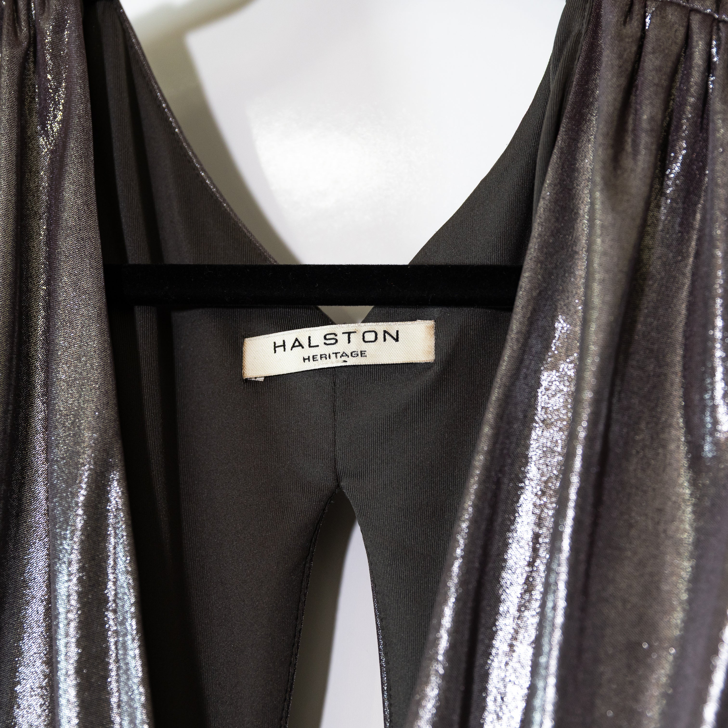 Halston Heritage Silver Metallic Gunmetal Liquid Deep V Neck Mini Party Dress L