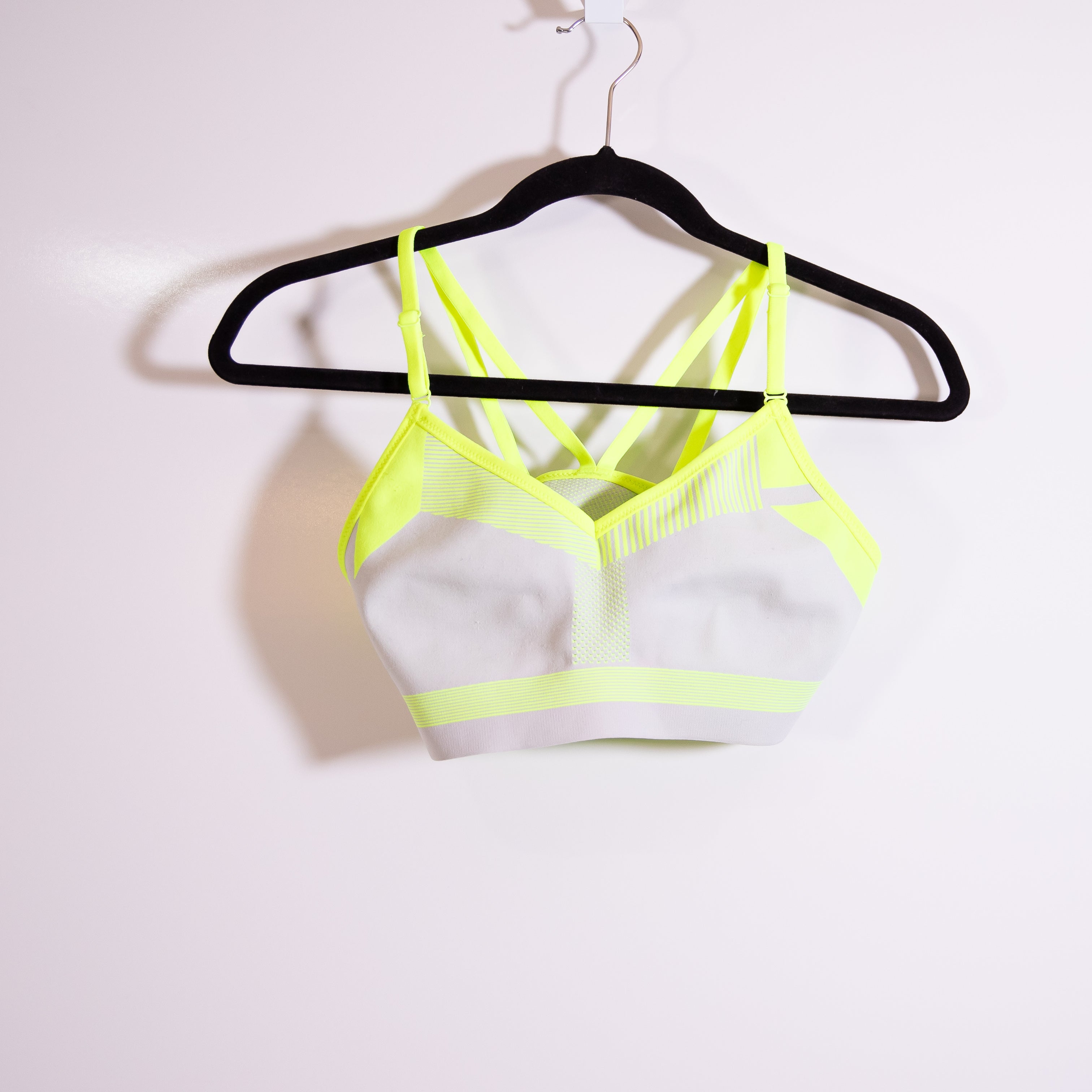 Nike Women's Flyknit Indy Athletic Work Out Sports Bra Vast Grey & Volt Small