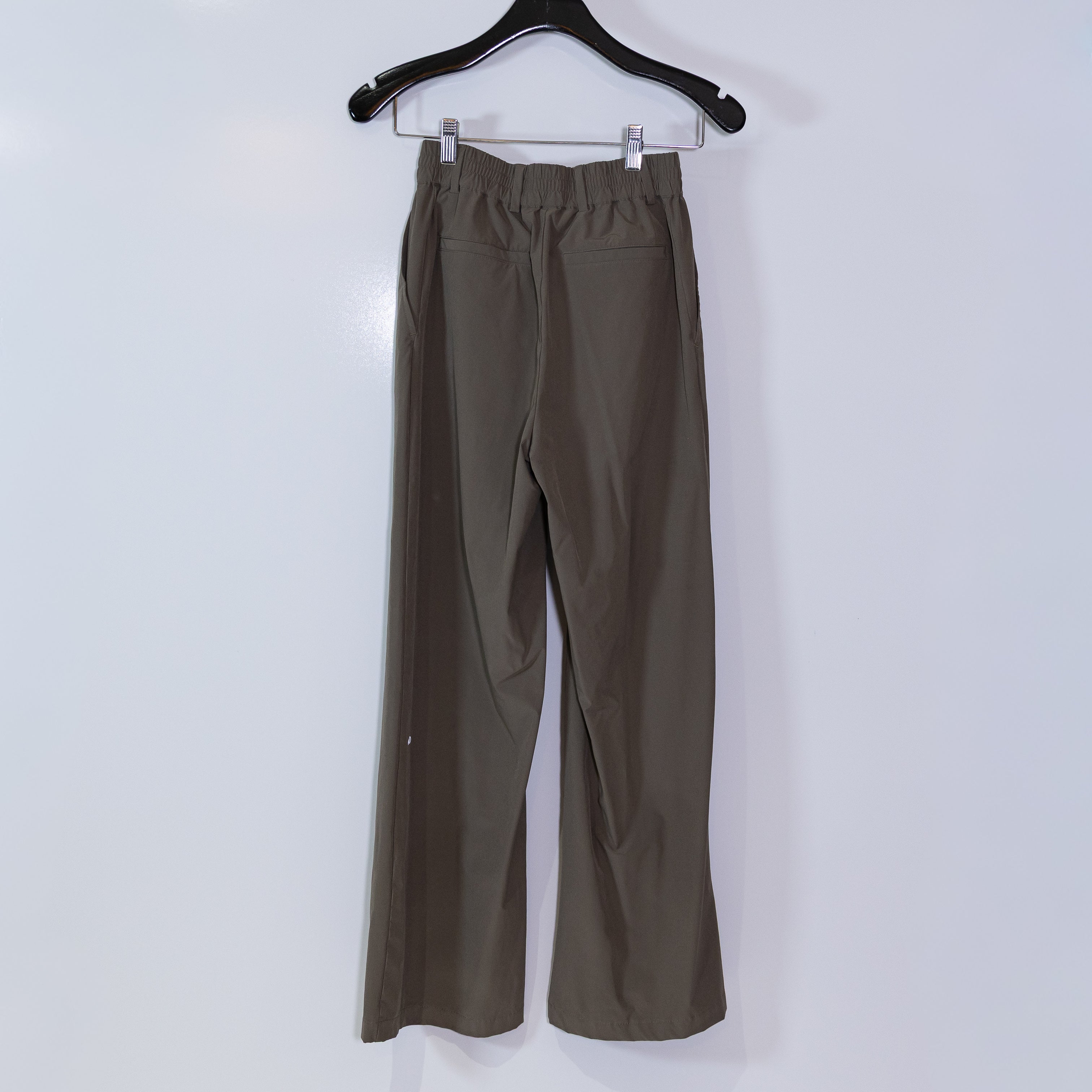 Alo Yoga Women's High-Waist Pursuit Straight Leg Water Resistant Trouser Pants