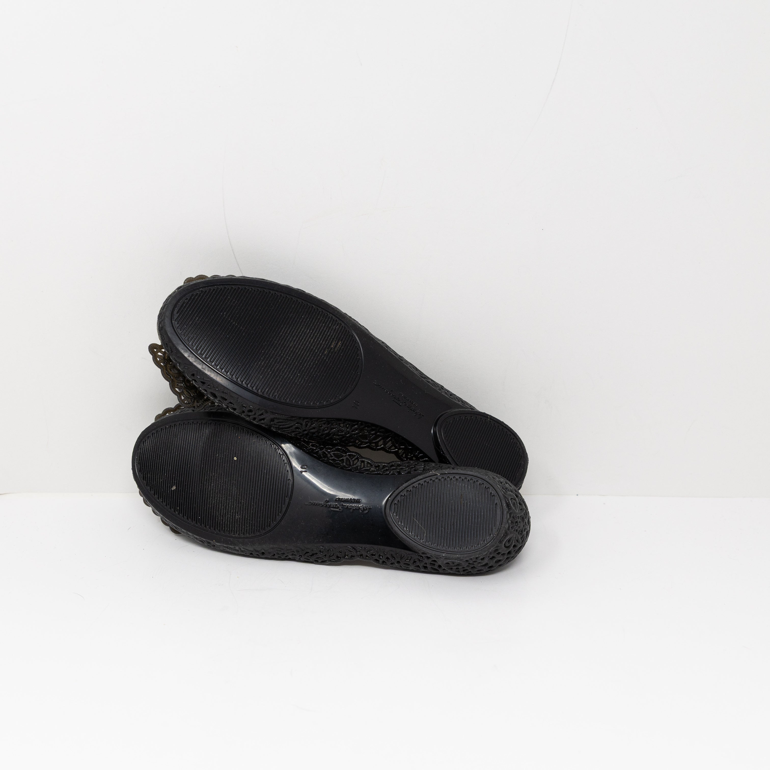 NEW Salvatore Ferragamo Nilly Cut Out Lattice Rubber Slip On Ballet Flats Shoes