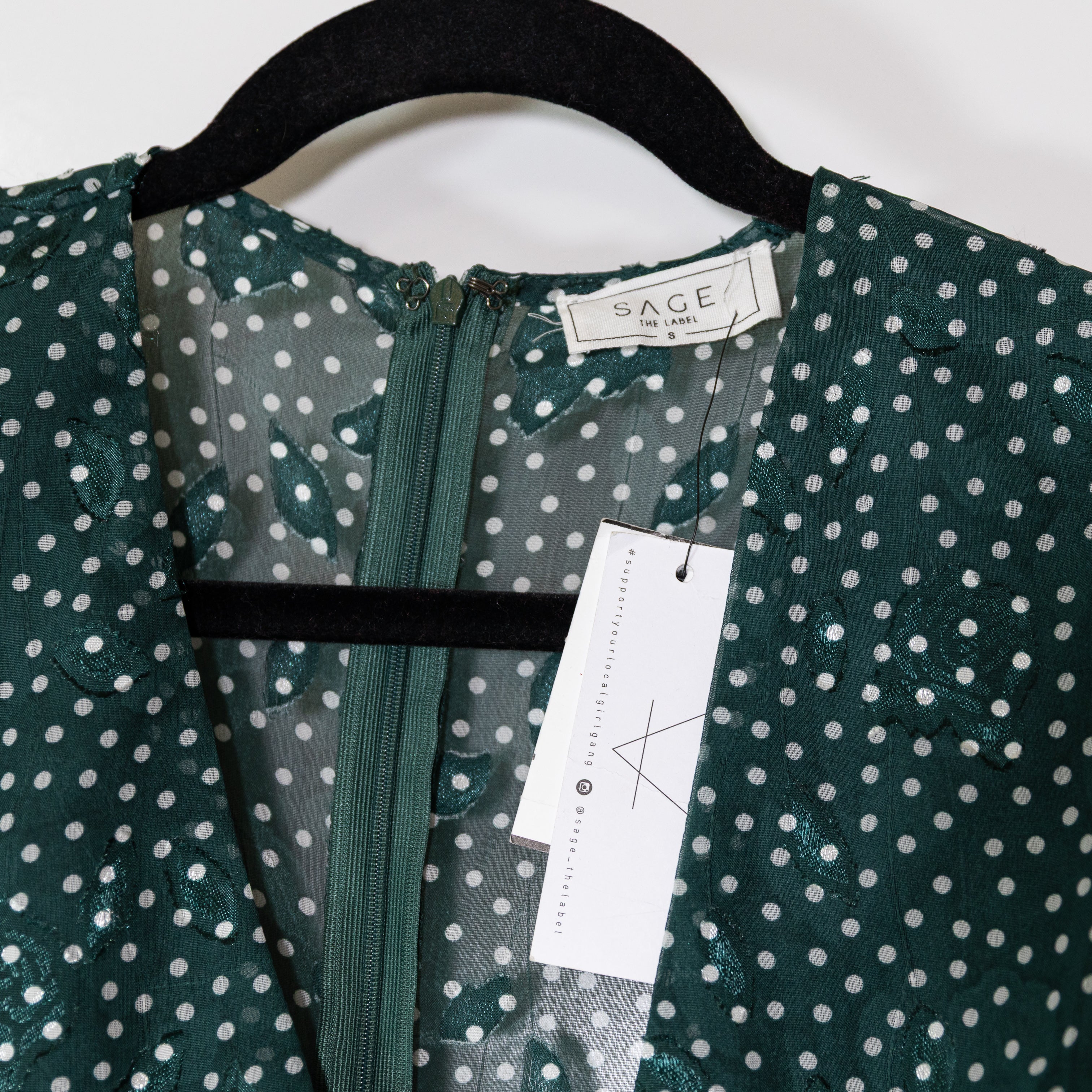 NEW Sage The Label Green White Polka Dot Print Pattern Chiffon Ruffle Wrap Dress