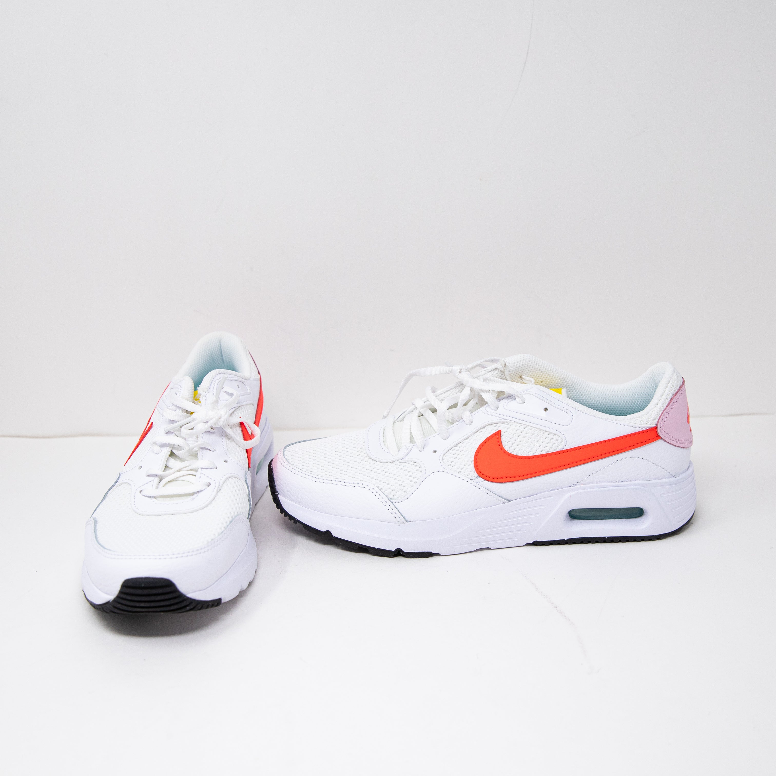 Nike Women's Air Max SC White Bright Crimson Pink Foam Low Top Lace Up Sneakers