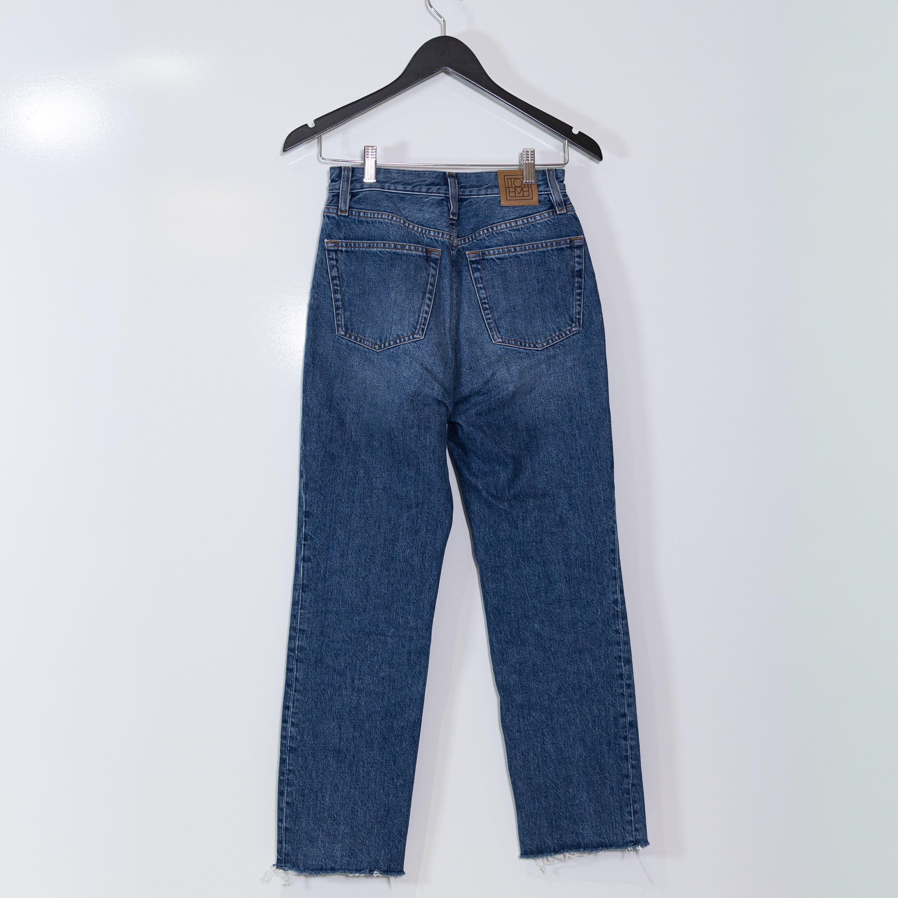 Toteme Women's Classic Cut Mid Rise Organic Cotton Straight Leg Denim Jeans 25