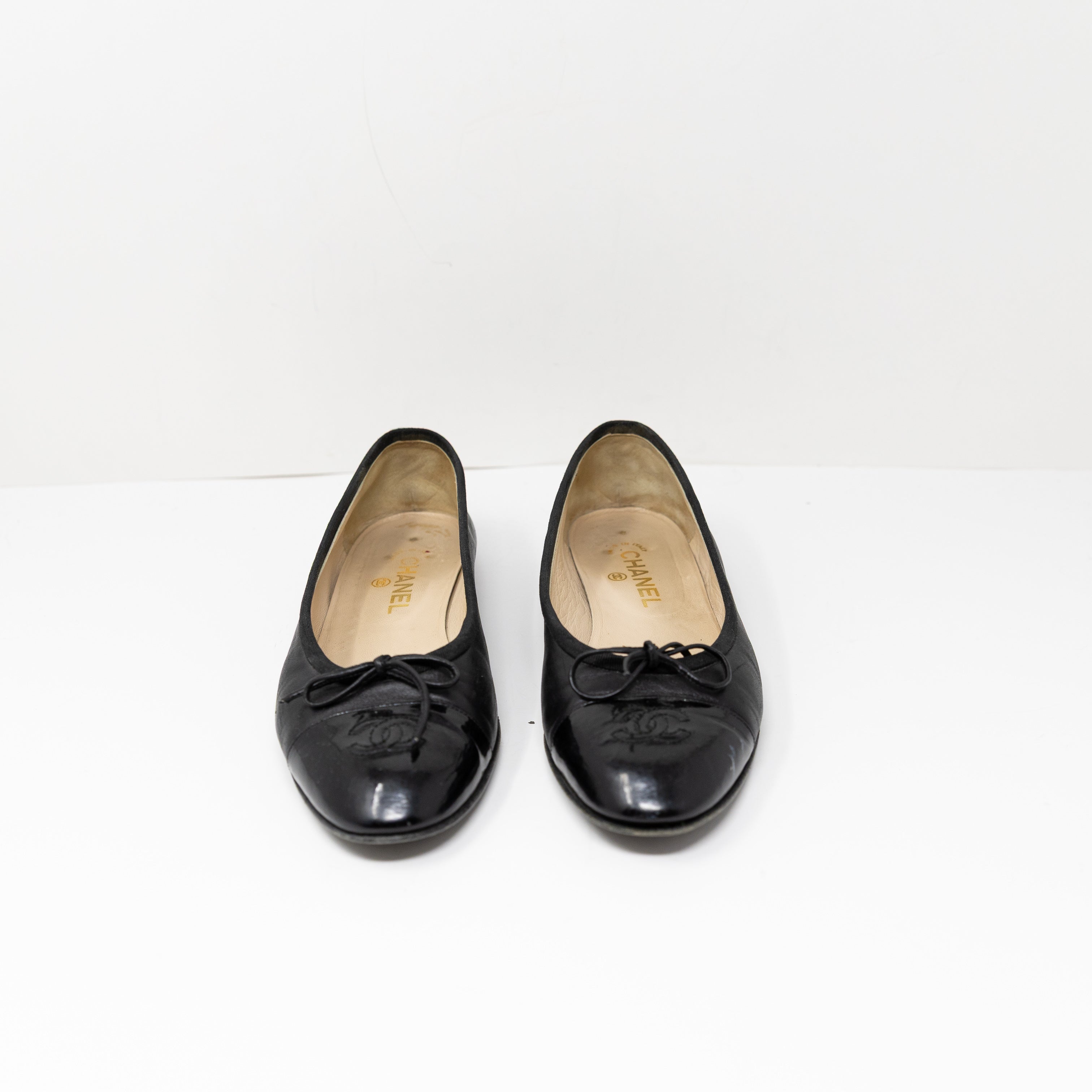 Chanel Ballerines Ballerina Genuine Leather Cap Toe Slip On Ballet Flats Shoes 9