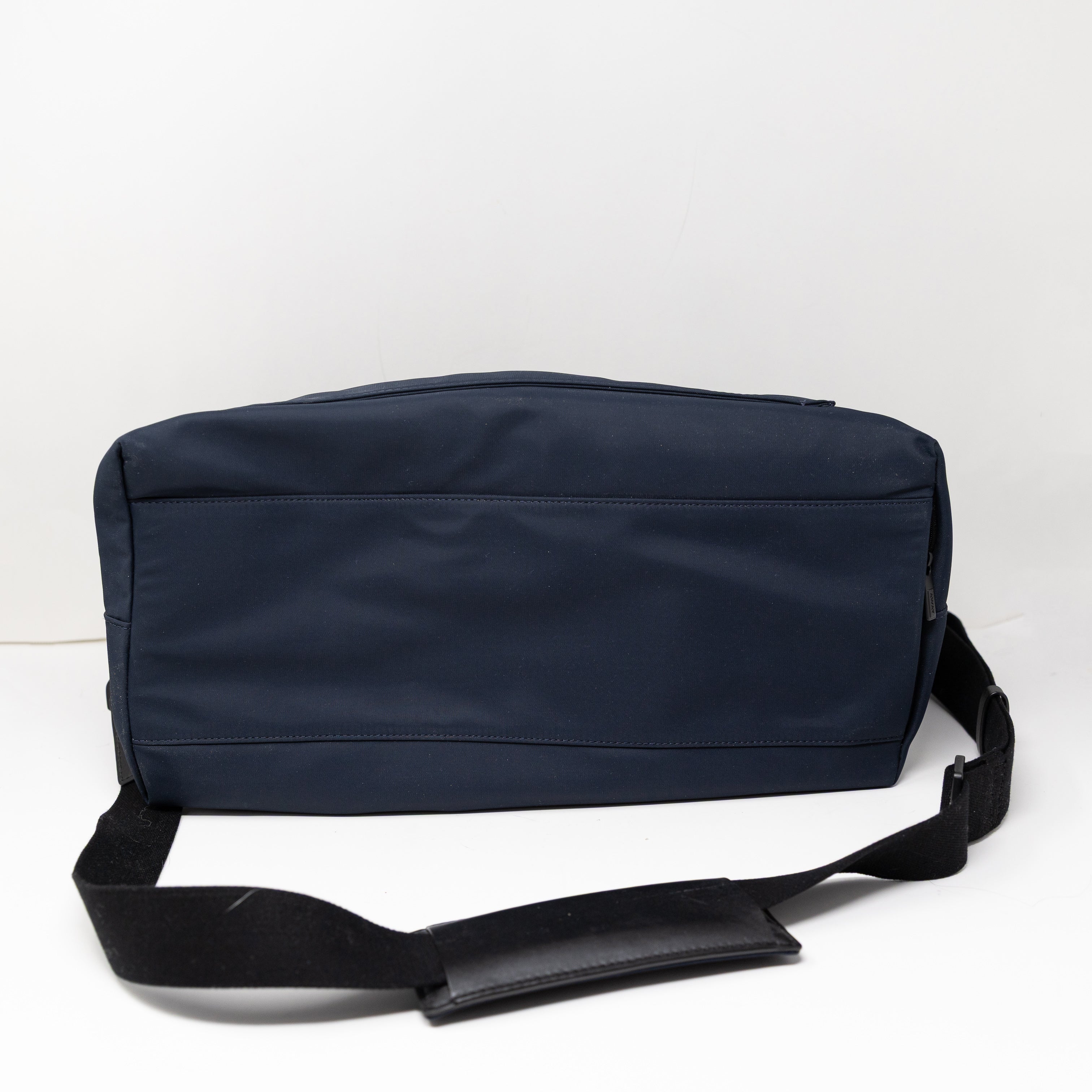 Away Luggage Weekender Travel Crossbody Shoulder Tote Bag Purse Navy Blue