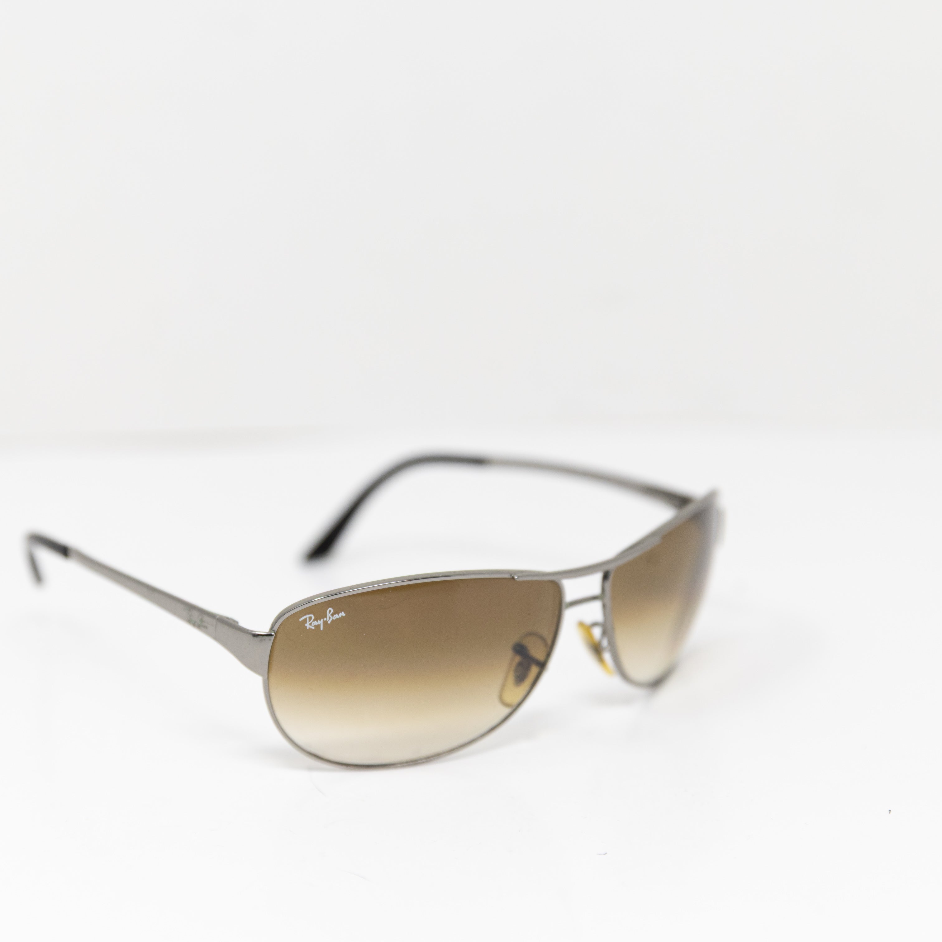 Ray-Ban Women's Warrior Metal Bridge Frame Gradient Lens Sunglasses Brown Black