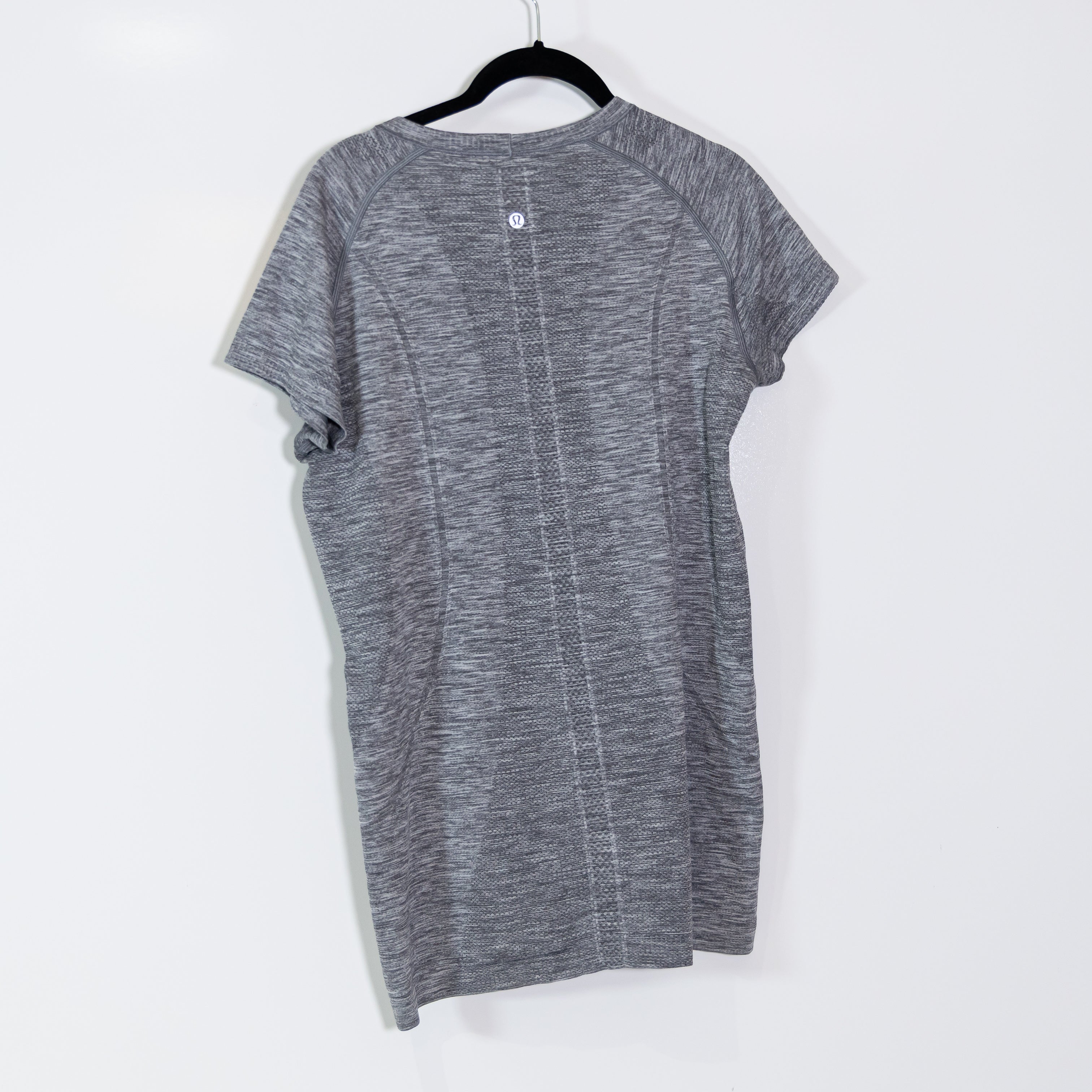 Lululemon Women's Run Swiftly Tech Short Sleeve Aloha Collectible Tee Shirt 12