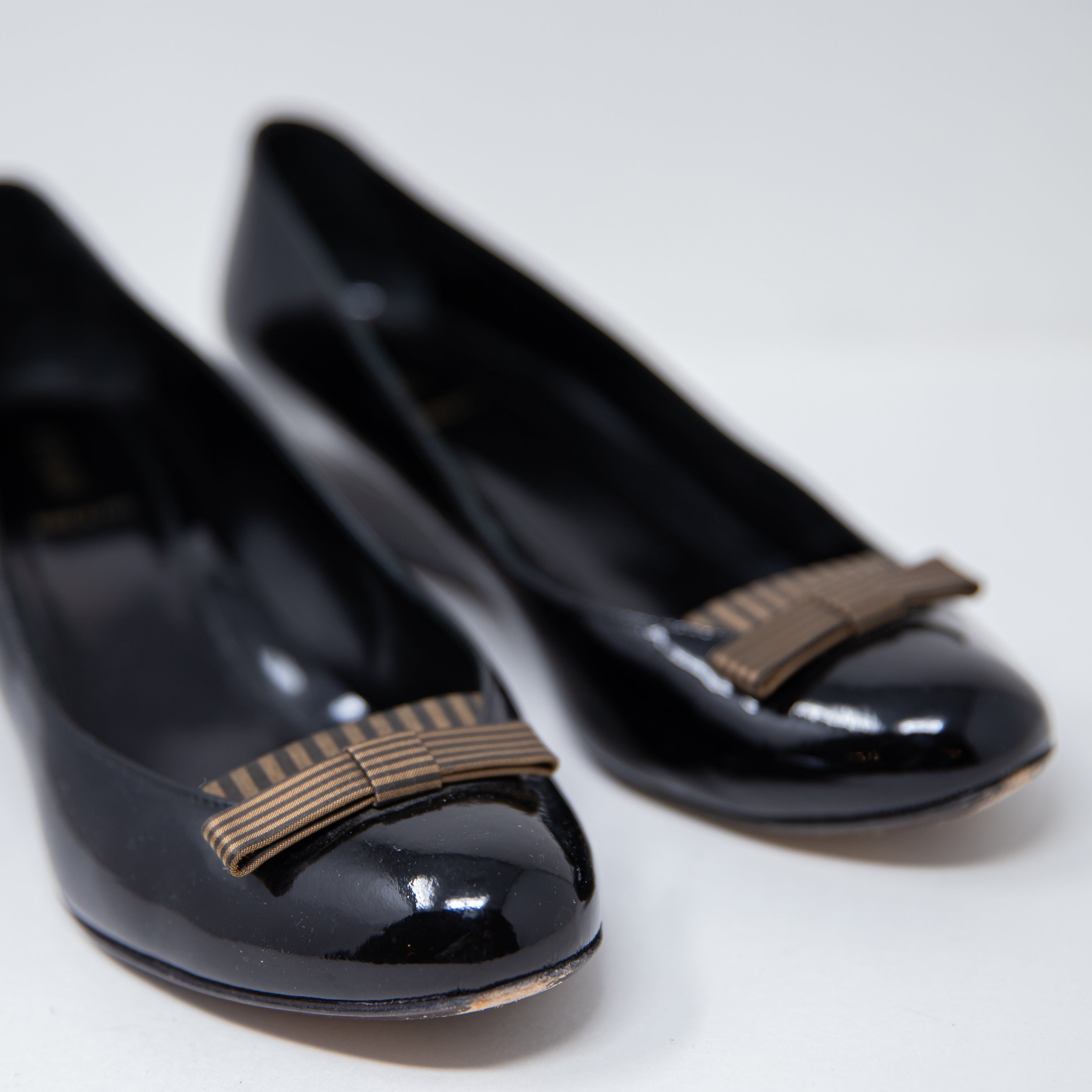 Fendi Women's Made In Italy Patent Leather Round Toe Slip On Wedge High Heels