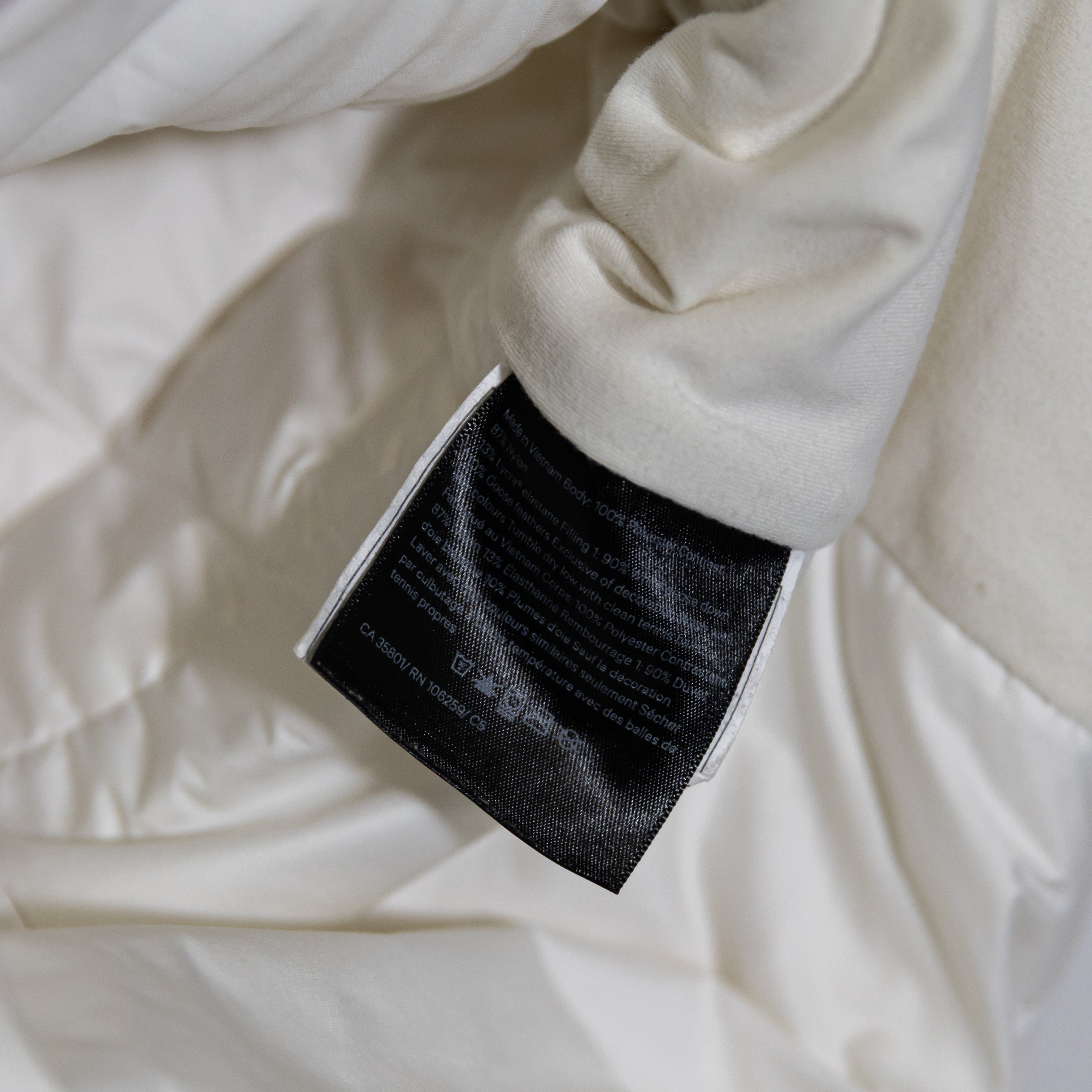 Lululemon Women's Down For A Run Goose Feather Quilted Full Zip Vest Jacket 6