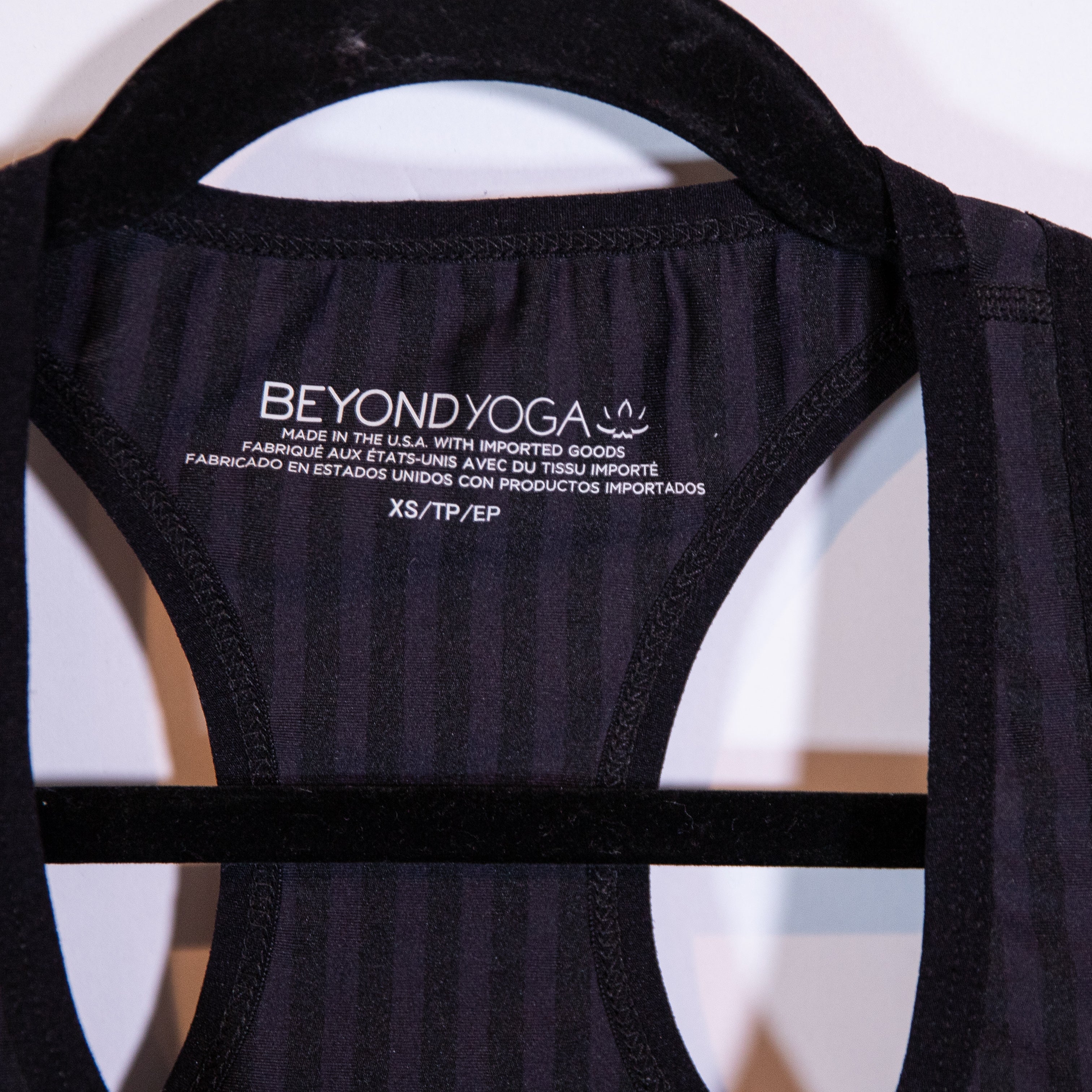 Beyond Yoga Jacquard Black Stripe Work It Over Long Line Cut Out Sports Bra XS