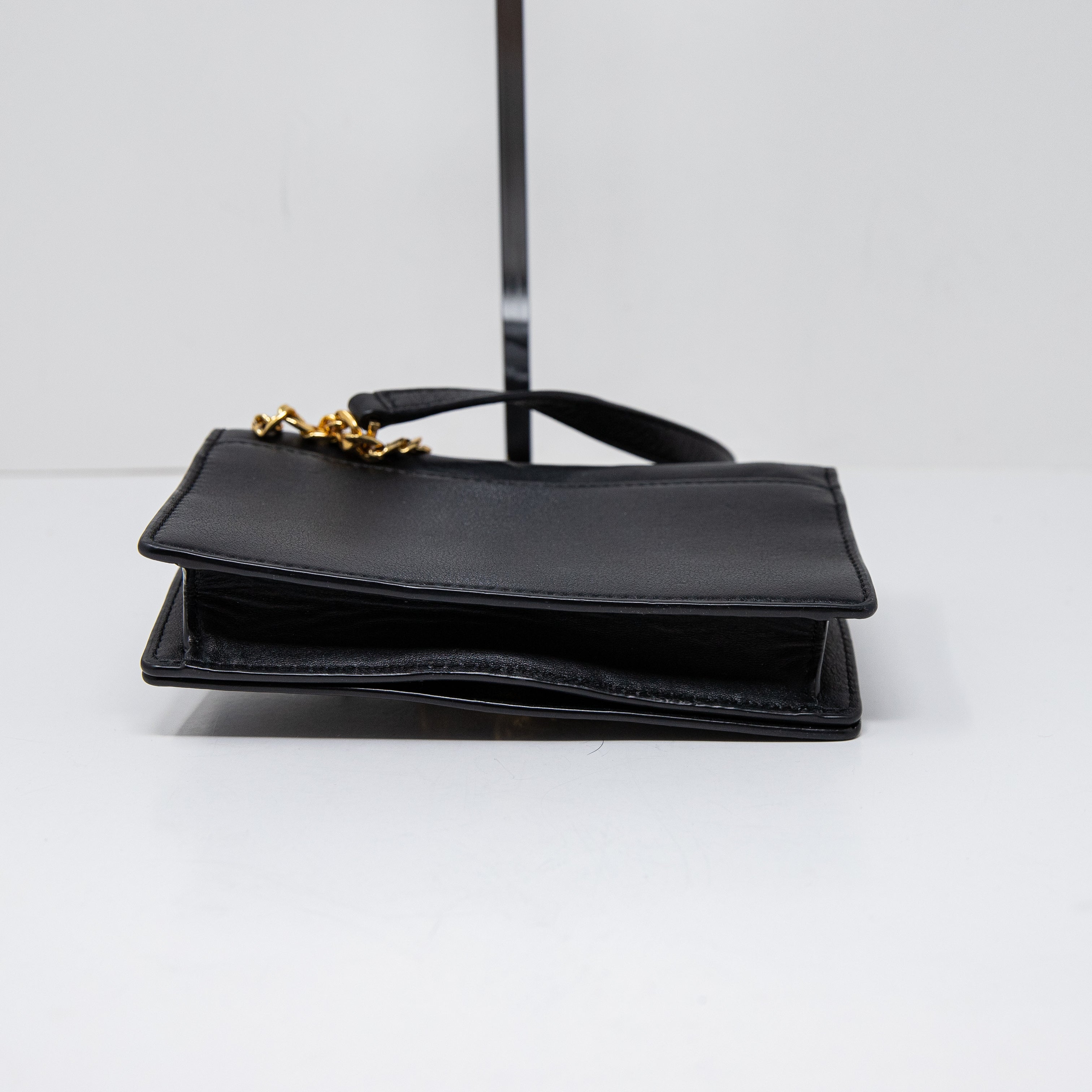 Marc Jacobs Double Take Logo Genuine Leather Gold Chain Crossbody Purse Bag