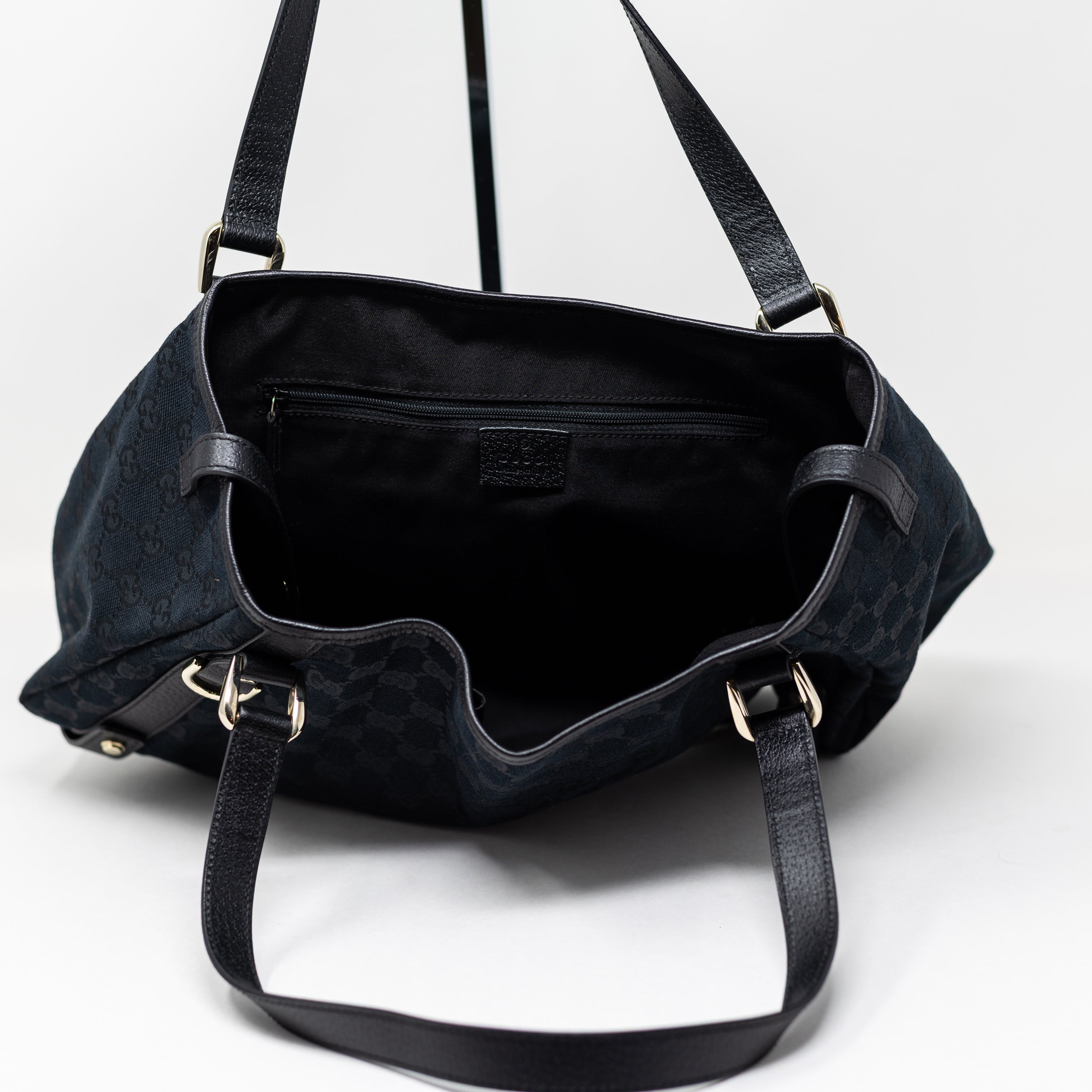 Gucci Abbey GG Logo Canvas Genuine Leather Trim Shoulder Tote Purse Bag Black