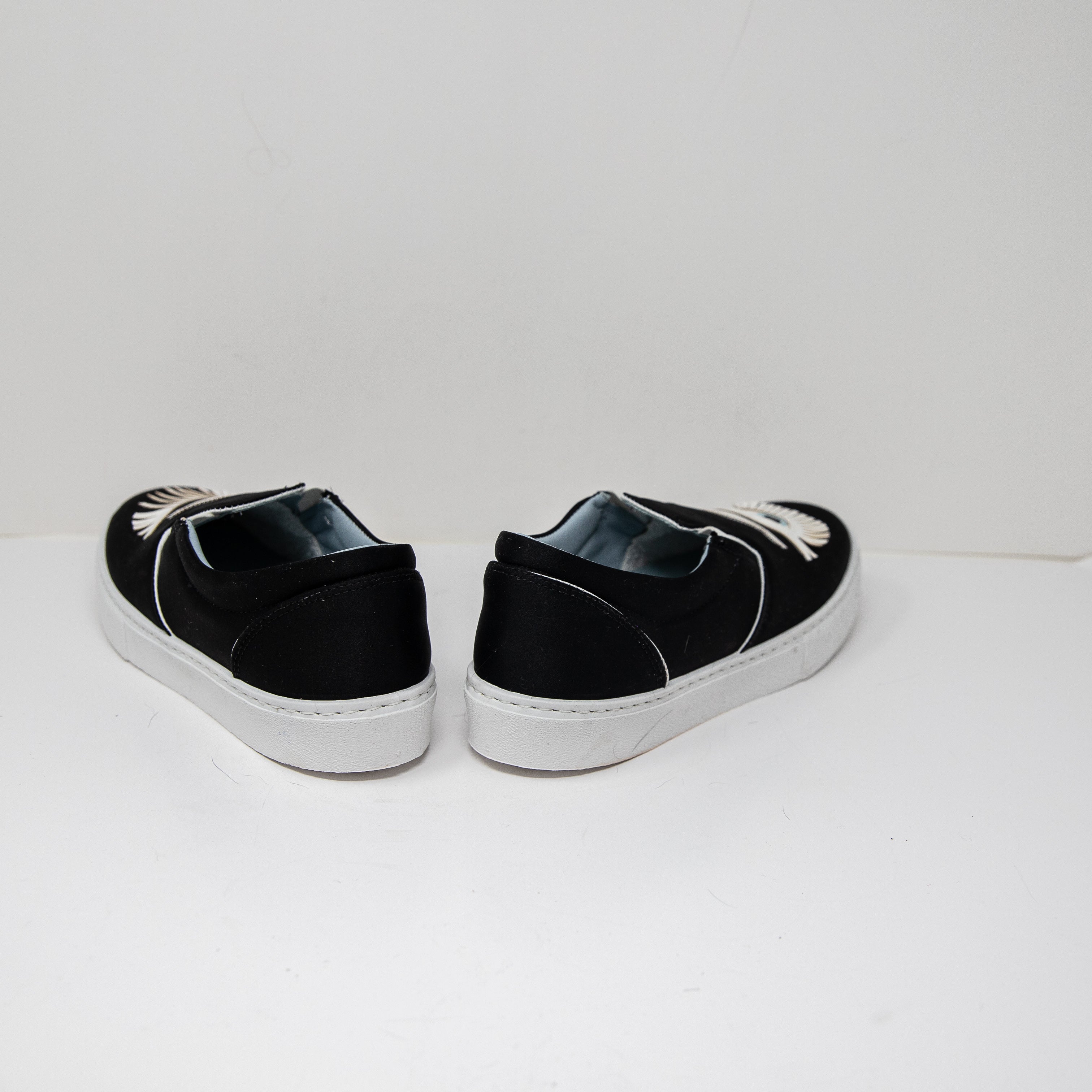 NEW Chiara Ferragni Flirting Wink Neoprene Low Top Slip On Sneakers Shoes Black