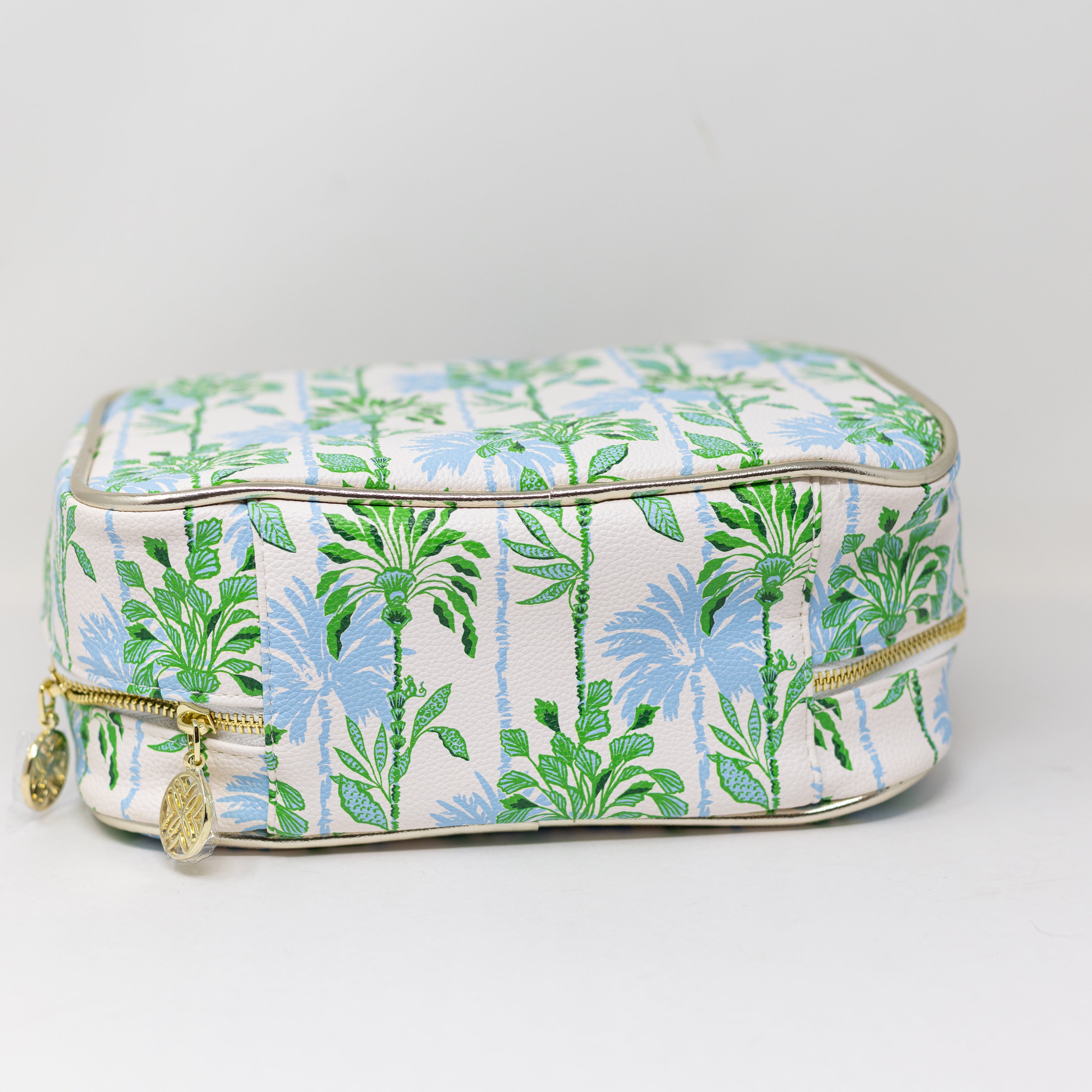 NEW Lilly Pulitzer Toiletry Travel Makeup Beauty Case Swayin In The Breeze Print