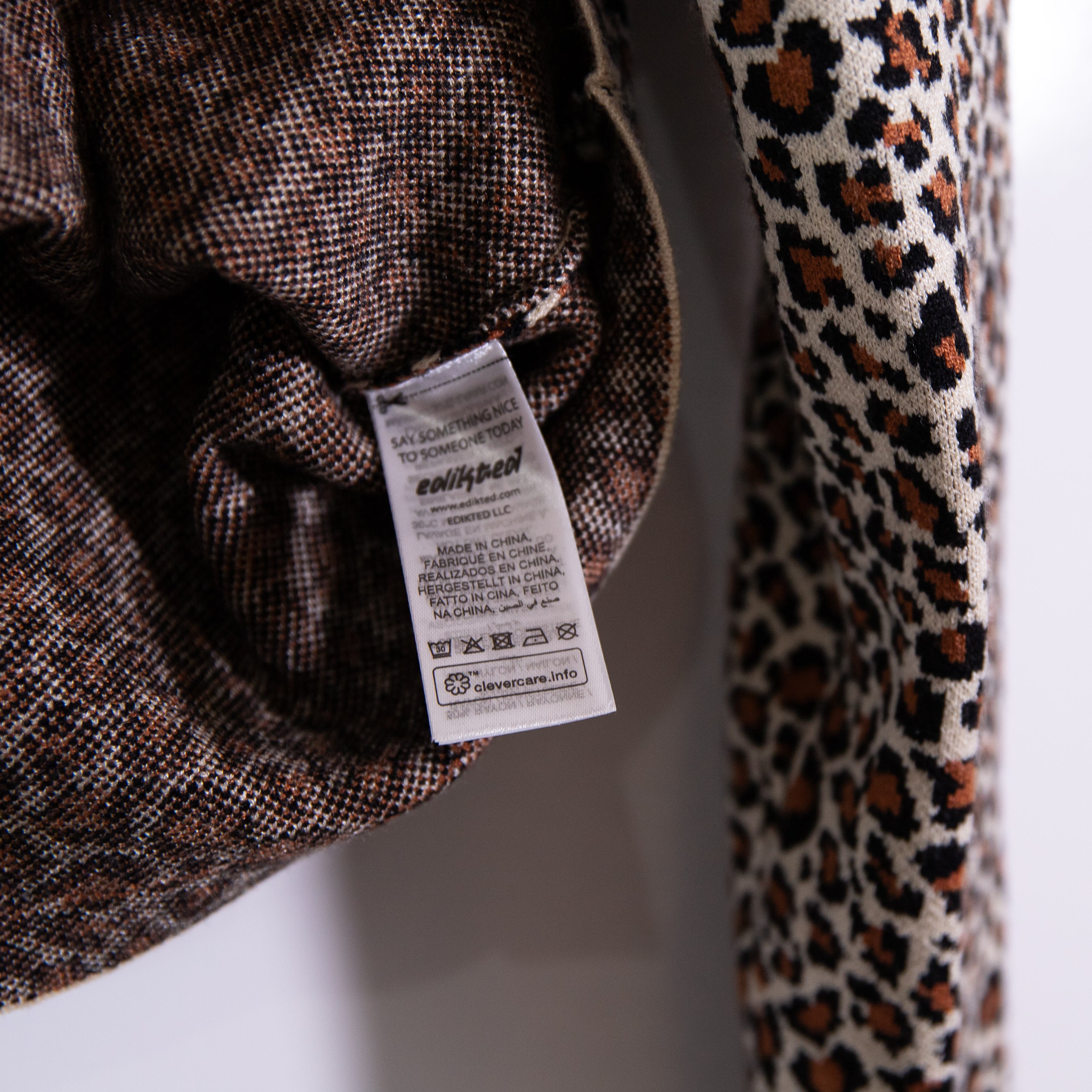 NEW Edikted Leopard Cheetah Animal Print Pattern Knit Stretch Sweater Cardigan M