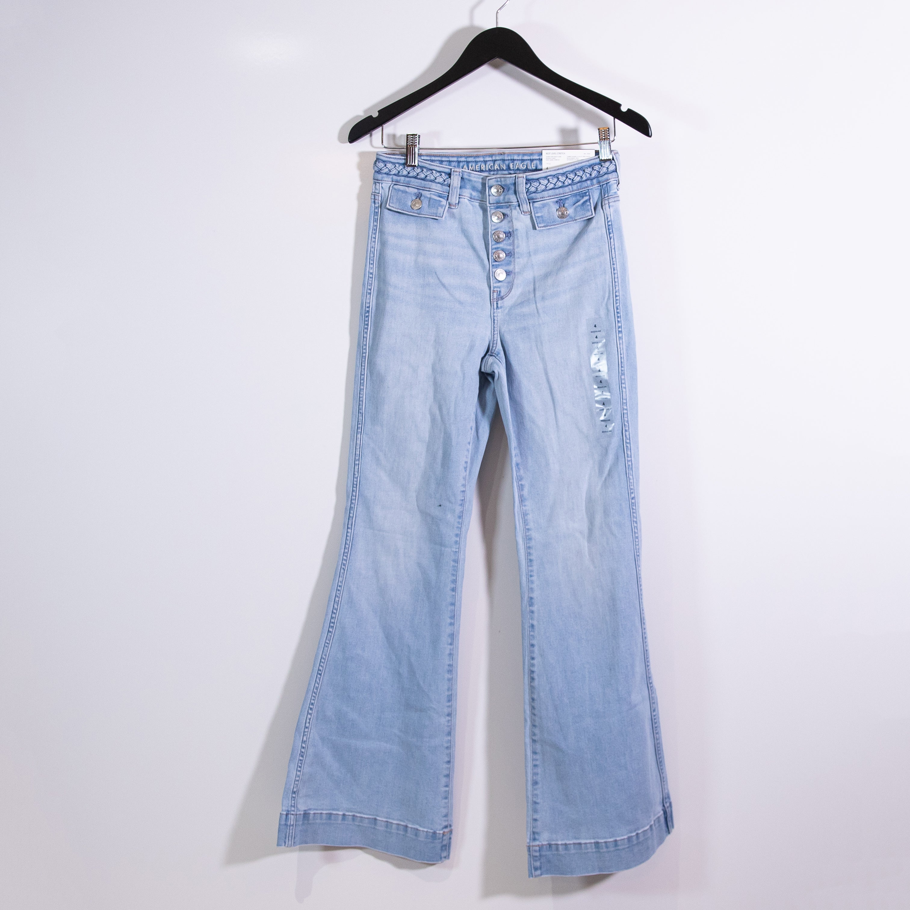 NEW American Eagle Next Level Stretch Super High Rise Flare Royally Light Jeans