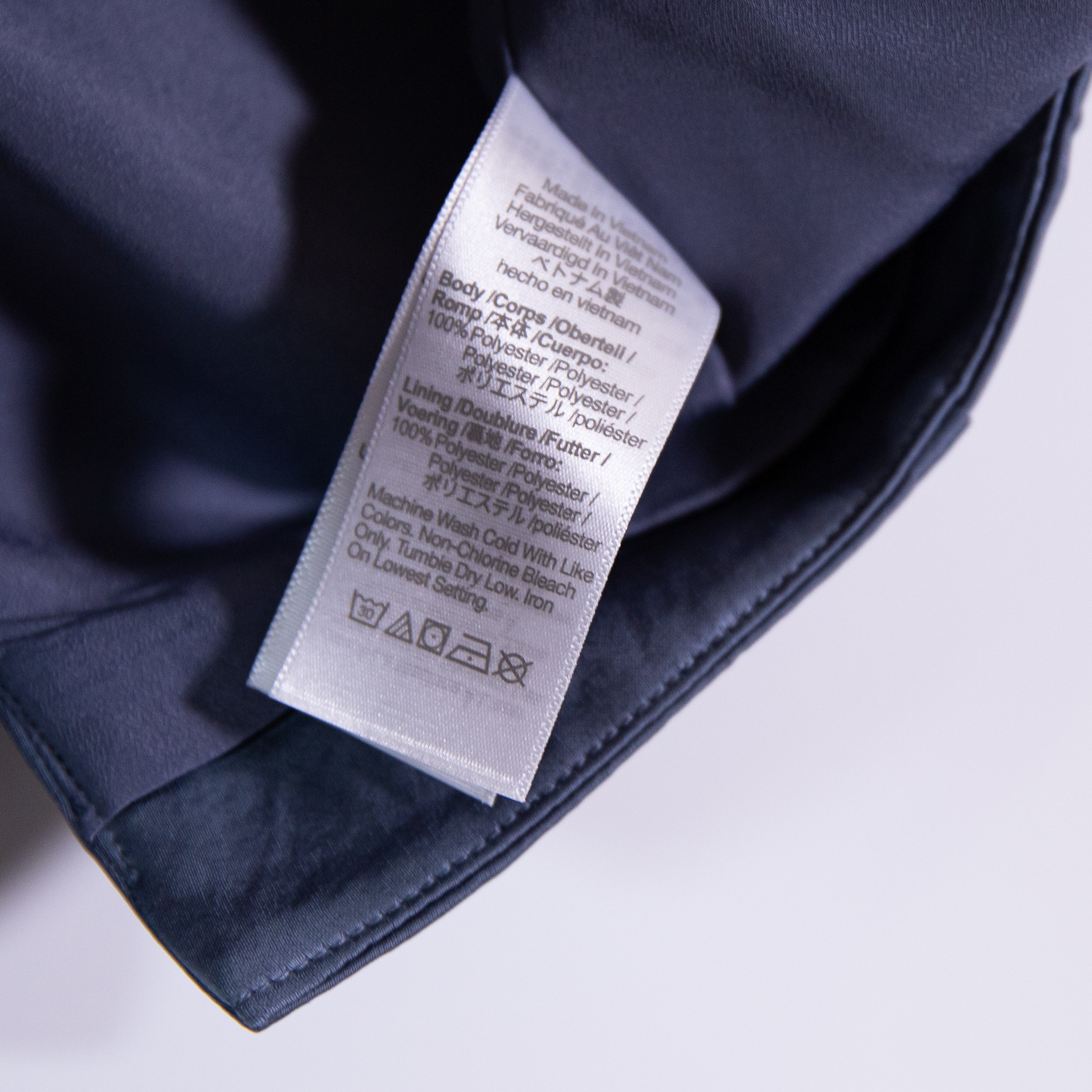 NEW Madewell Women's Button Front Sleeveless Satin Vest Top Sunfaded Indigo 6