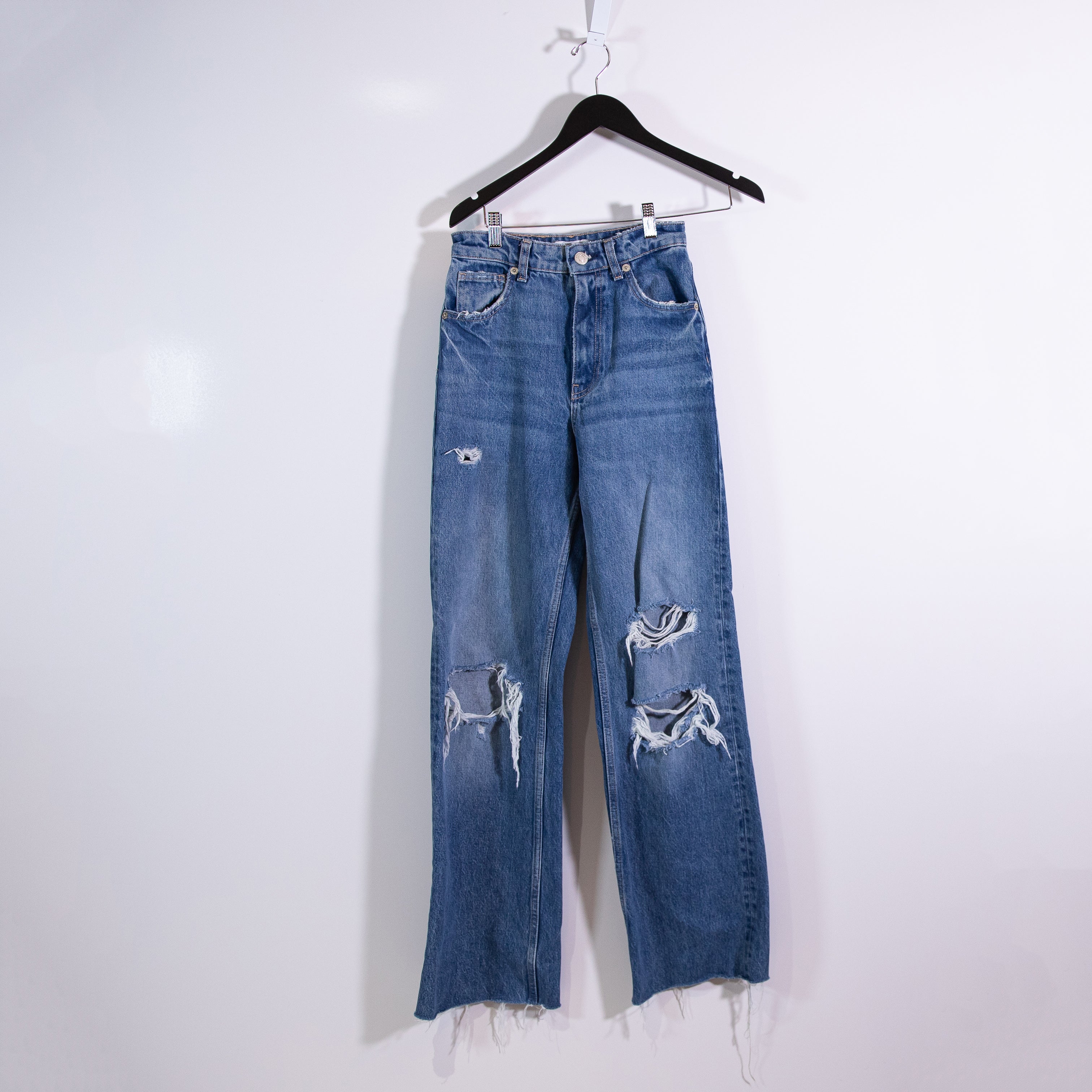 Zara Women's Cotton Straight Leg Super Distressed Ripped Denim Jeans Blue 2