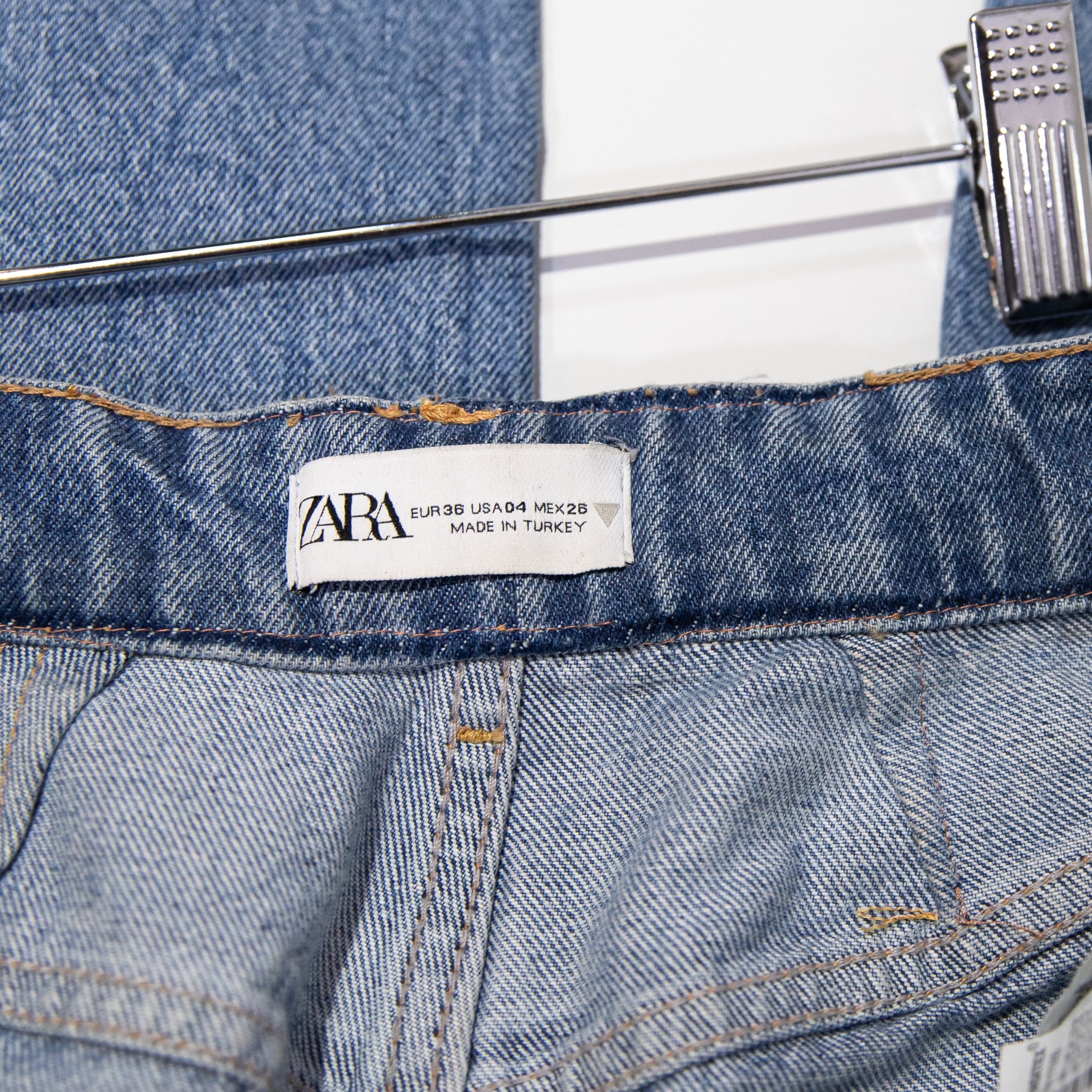 Zara Women's Cotton Straight Leg Super Distressed Ripped Denim Jeans Blue 4