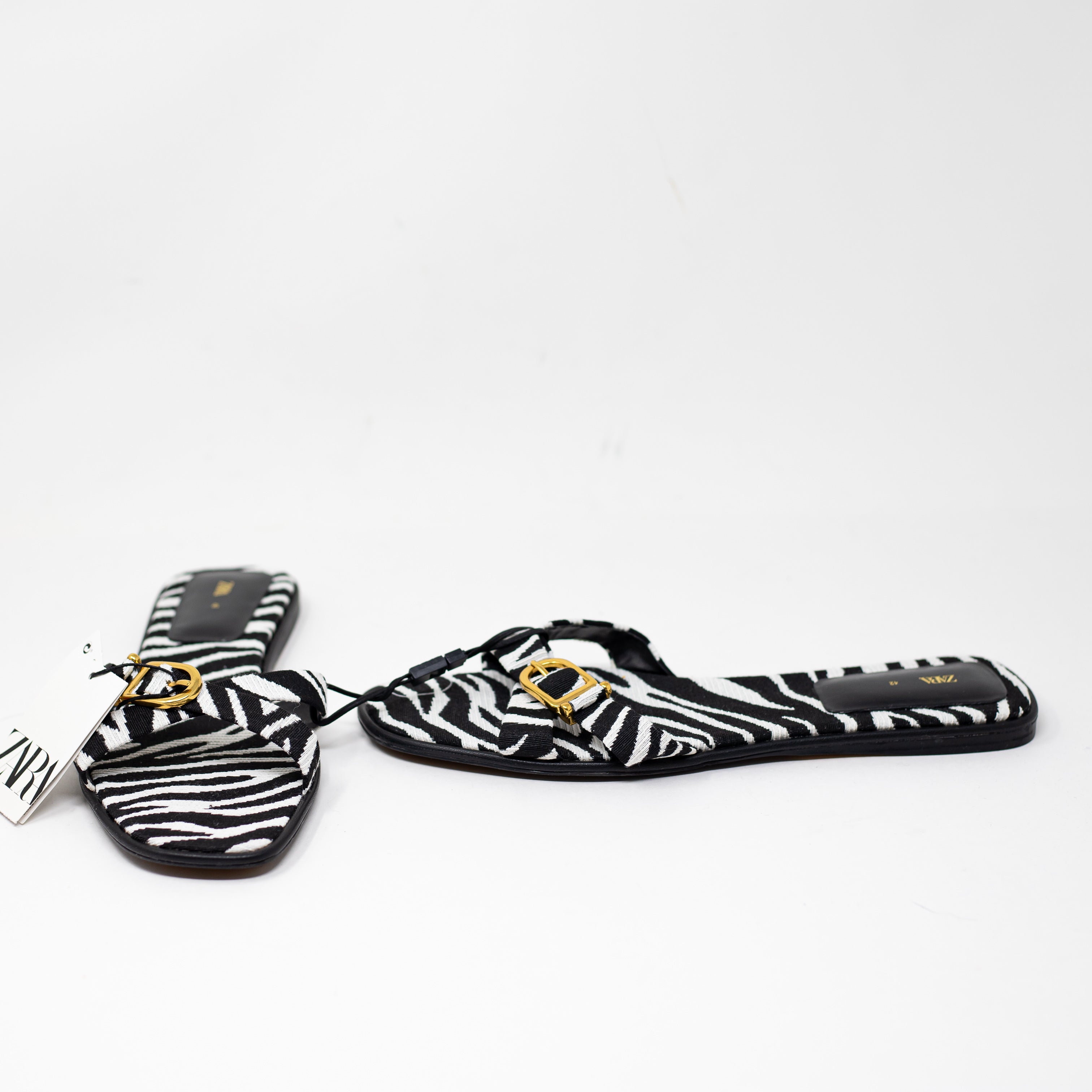 NEW Zara Zebra Animal Print Pattern Crossover Slip On Flat Sandals Shoes 11