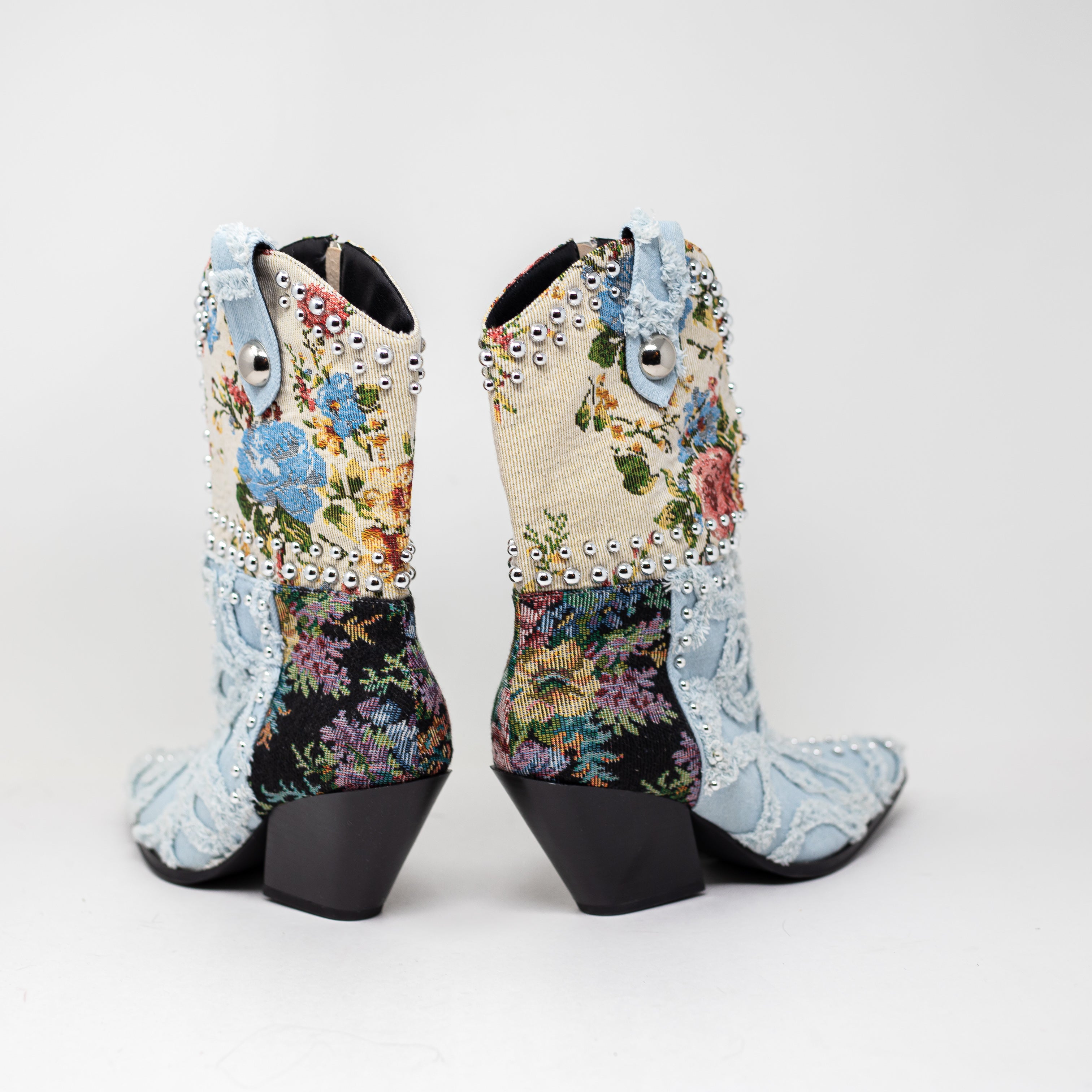NEW Azalea Wang Akari Denim Multi Patchwork Western Ankle Heel Booties Shoes 7.5
