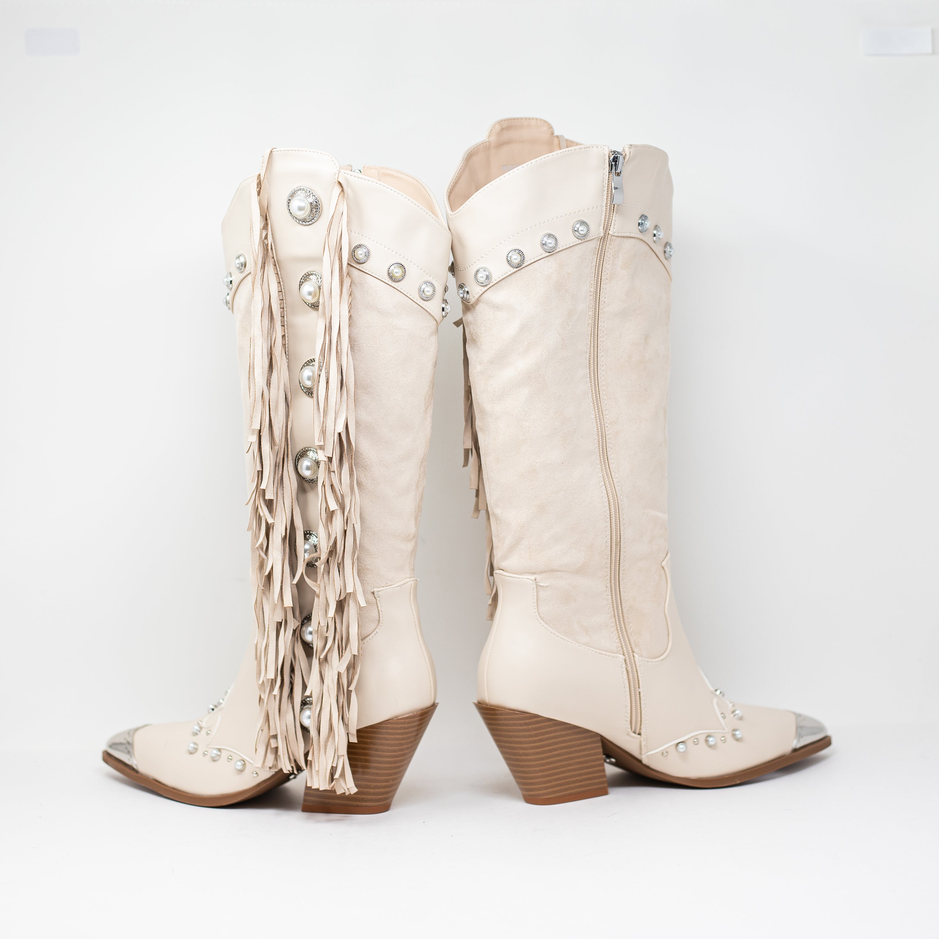 NEW Azalea Wang Pelagius Tall Fringe Western Fringe Embellished Round Toe Boots