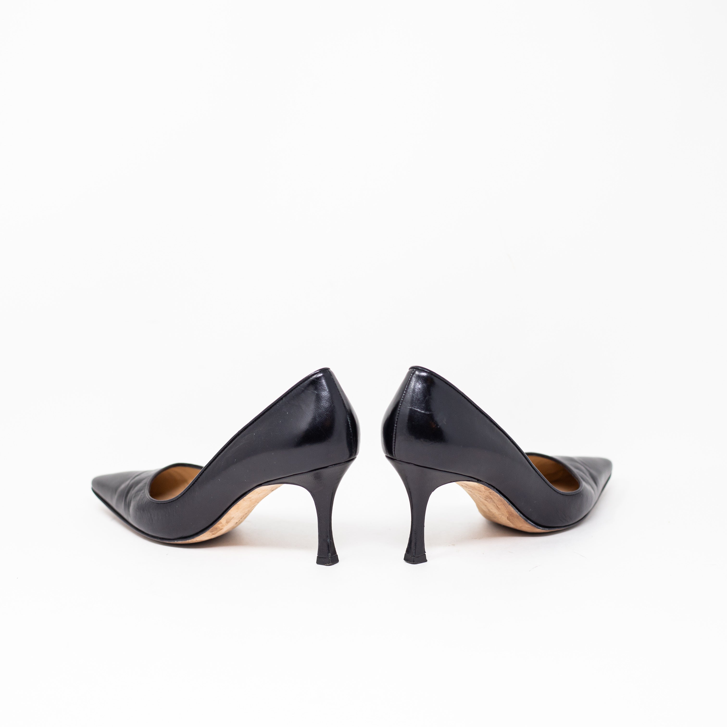 Manolo Blahnik Genuine Leather Made In Italy Almond Toe High Heels Pumps Shoes 7