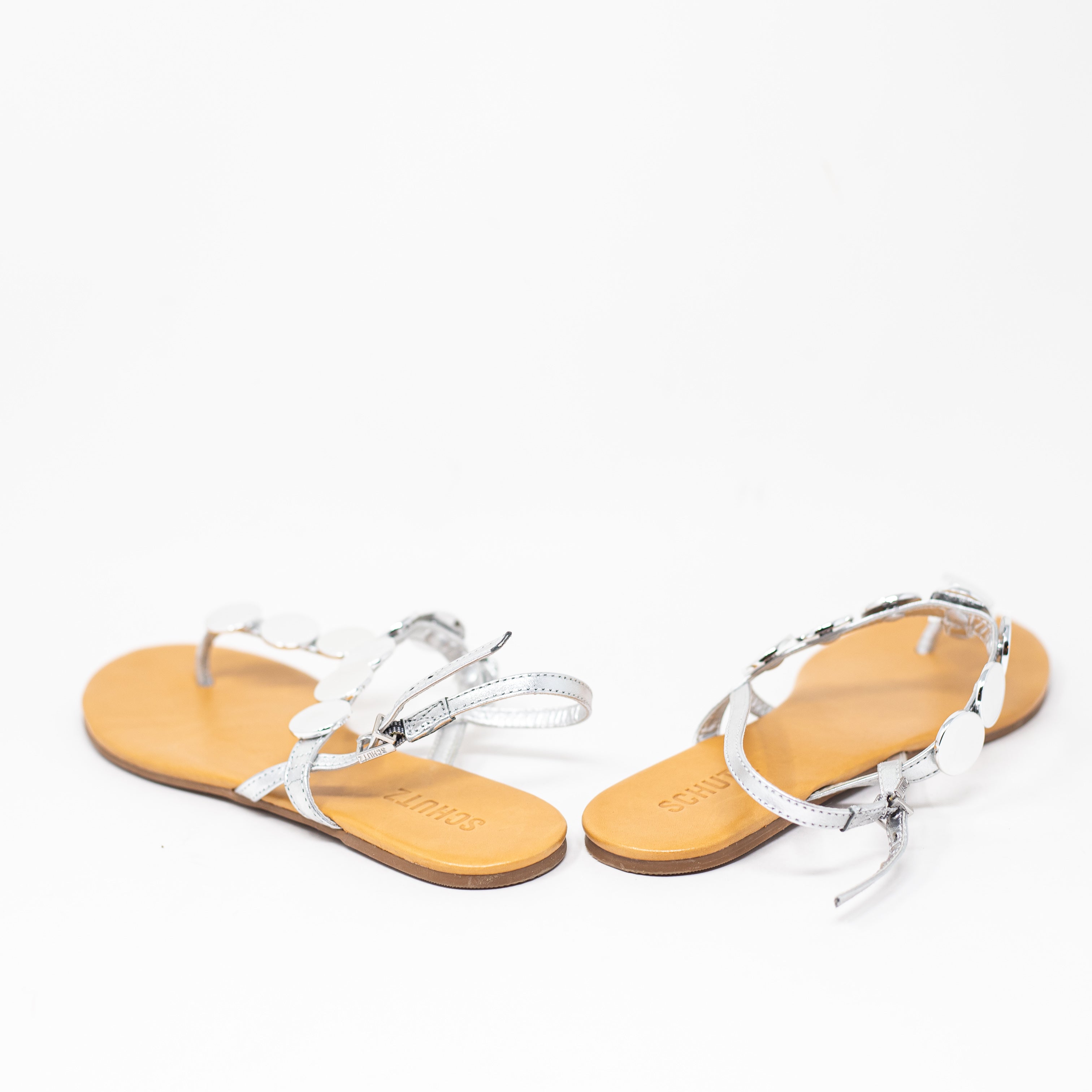 Schutz Acacia Silver Round Medallion Genuine Leather Flat Sandals Shoes 7.5