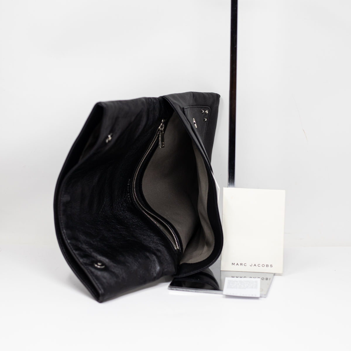 Marc Jacobs Eugenie Genuine Leather Fold Over Padlock Clutch Purse Bag Black