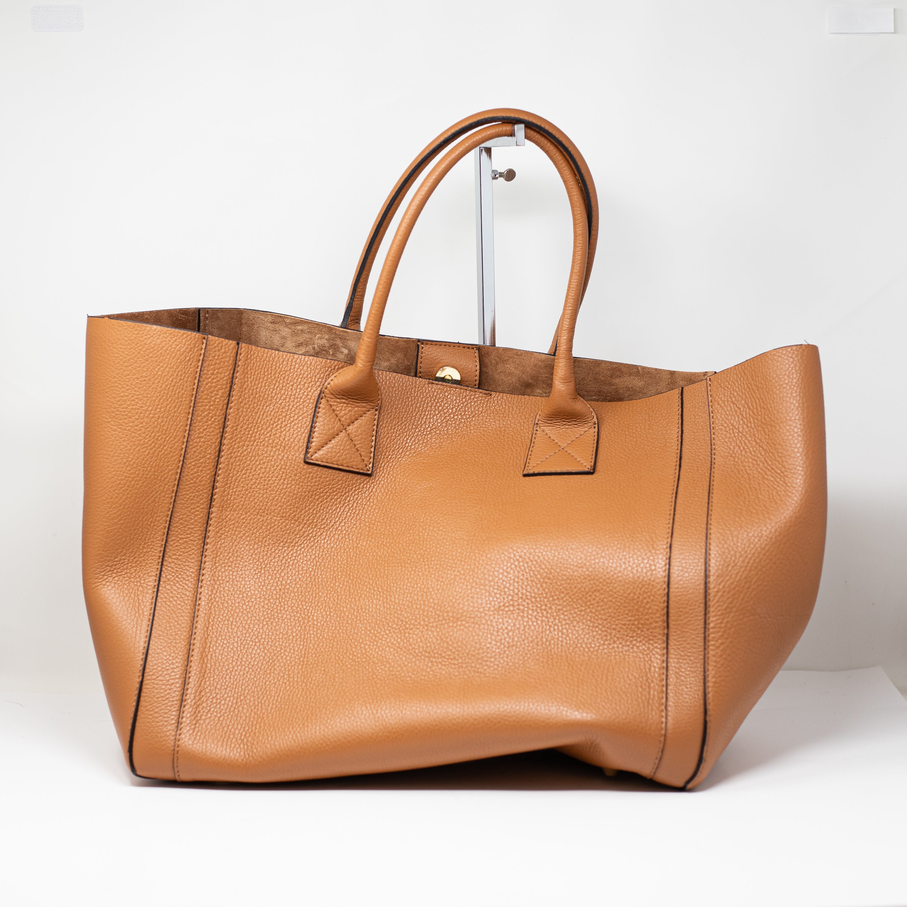 M. Gemi The Elena Genuine Leather Suede Lined Grande Tote Purse Bag Tan Tumbled