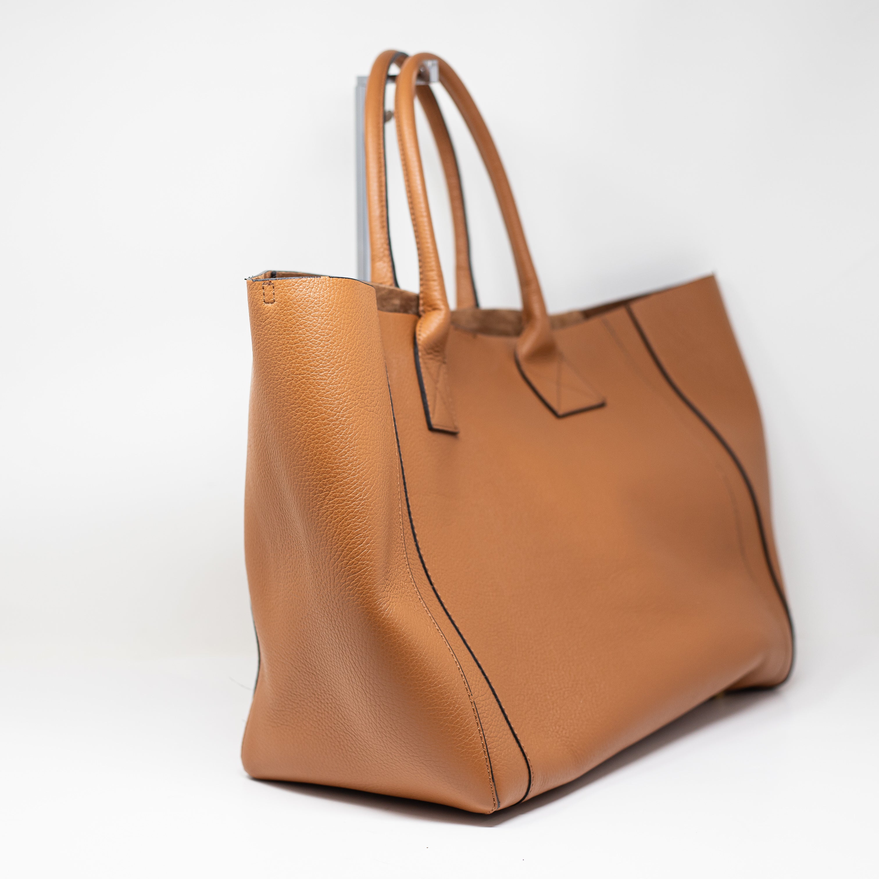 M. Gemi The Elena Genuine Leather Suede Lined Grande Tote Purse Bag Tan Tumbled
