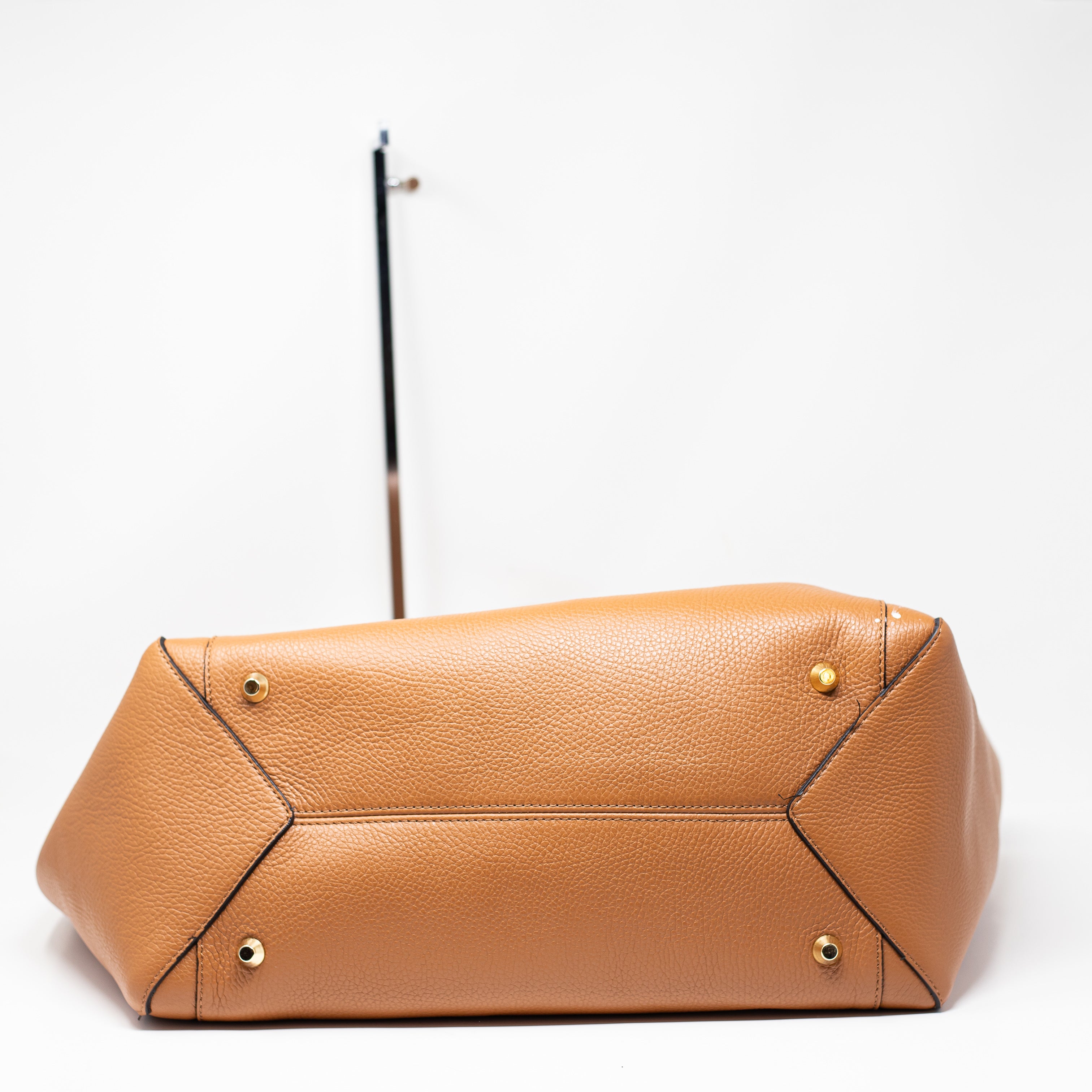 M. Gemi The Elena Genuine Leather Suede Lined Grande Tote Purse Bag Tan Tumbled