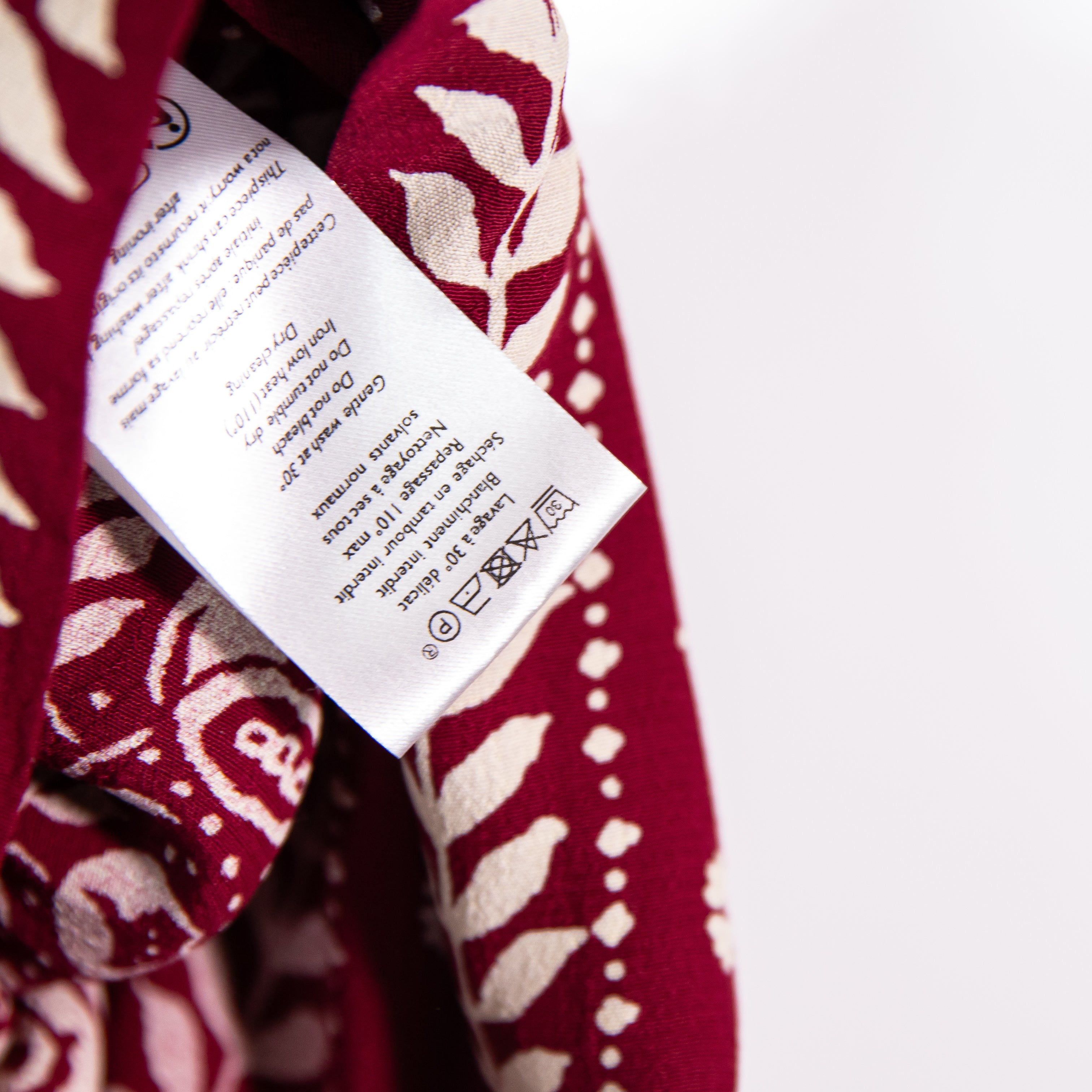 Sezane Christiano Crepe Straight Leg Mid Rise Ornamental Print Trouser Pants 4