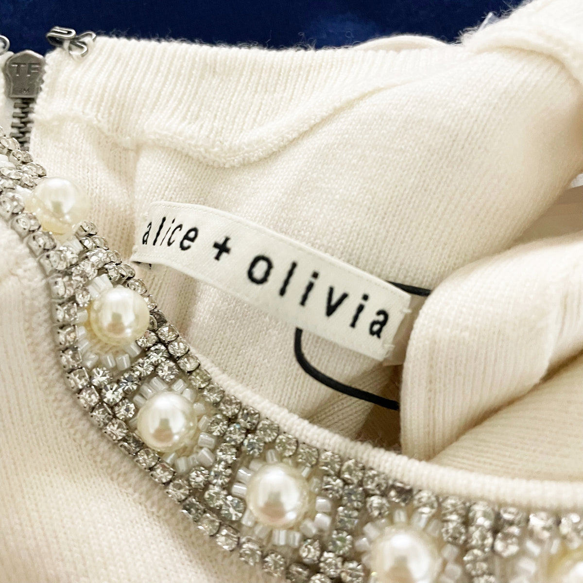 NEW Alice And Olivia Amity Wool Pearl Crystal Beaded Embellished Sweater White S