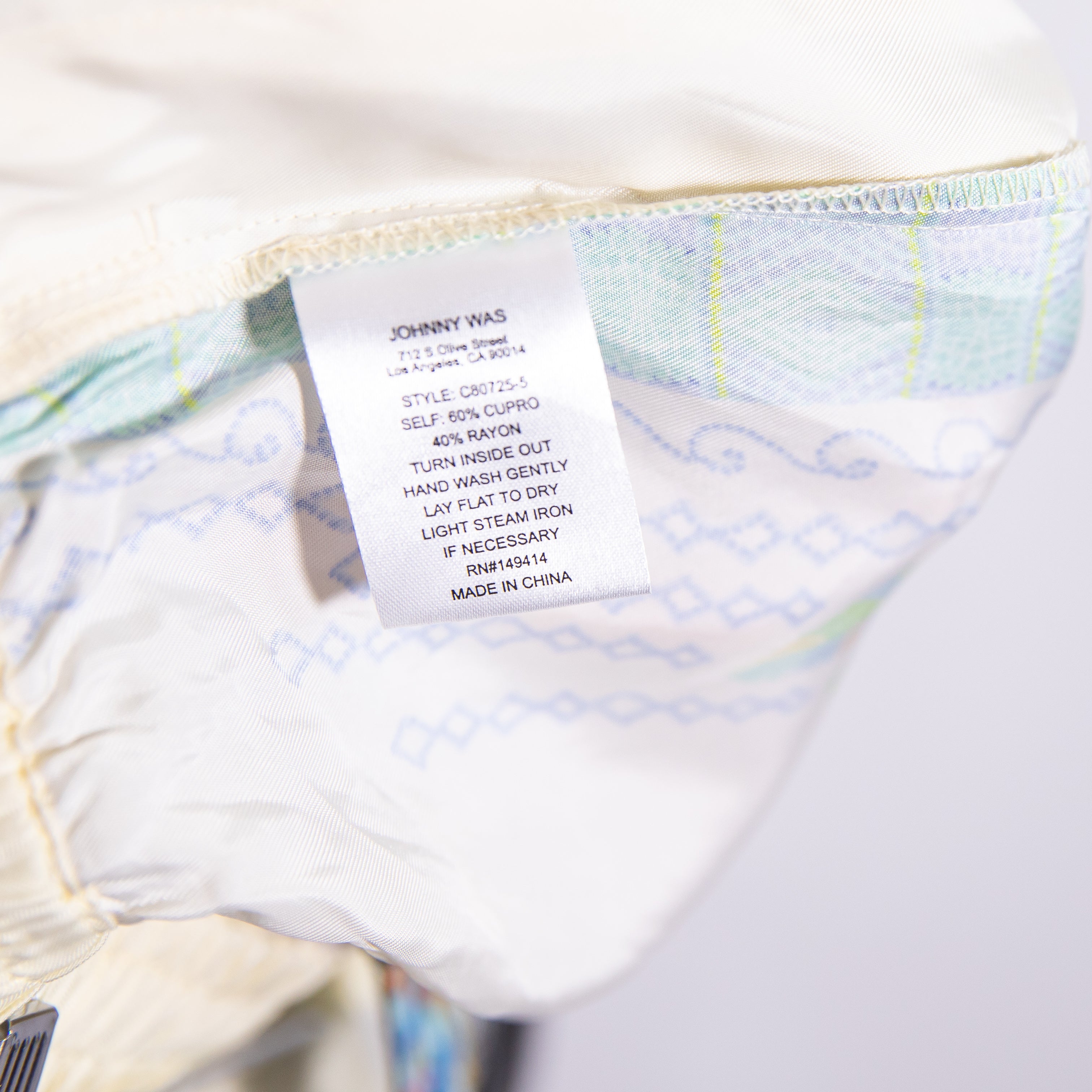 NEW Johnny Was Tempest Pull On Drawstring Waist Mini Shorts Melissa Print Color