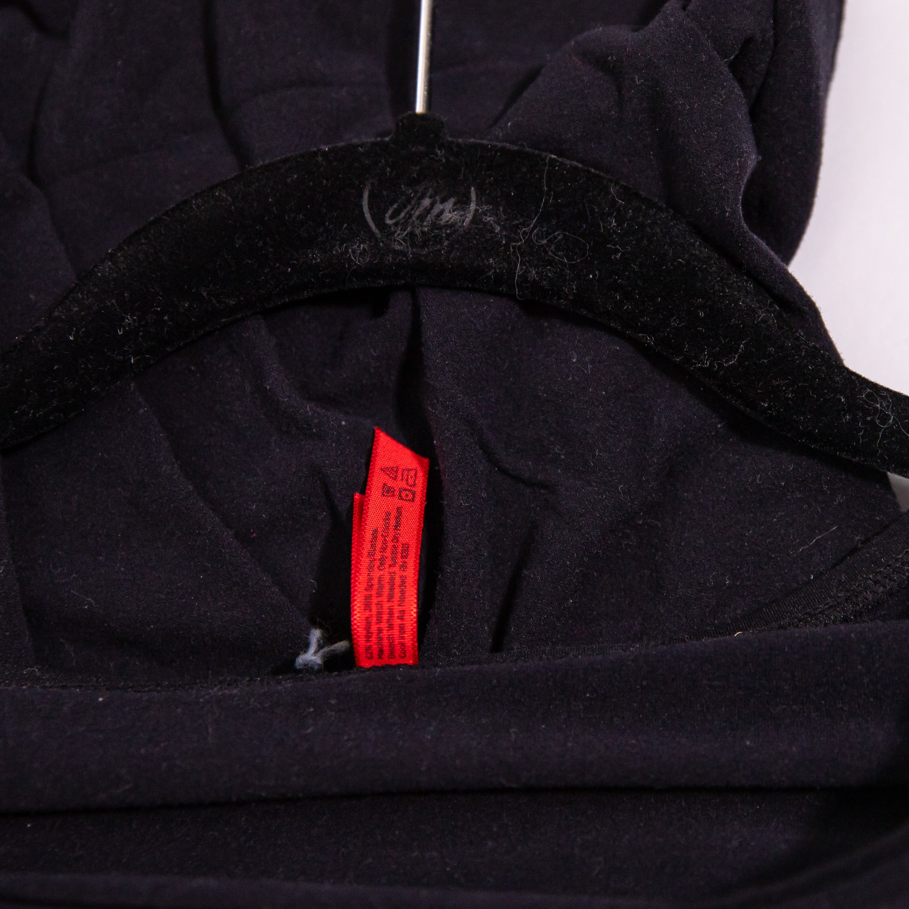 Spanx Women's Scoop Neck Quarter Sleeve Seamless Layering Top Shirt Black M