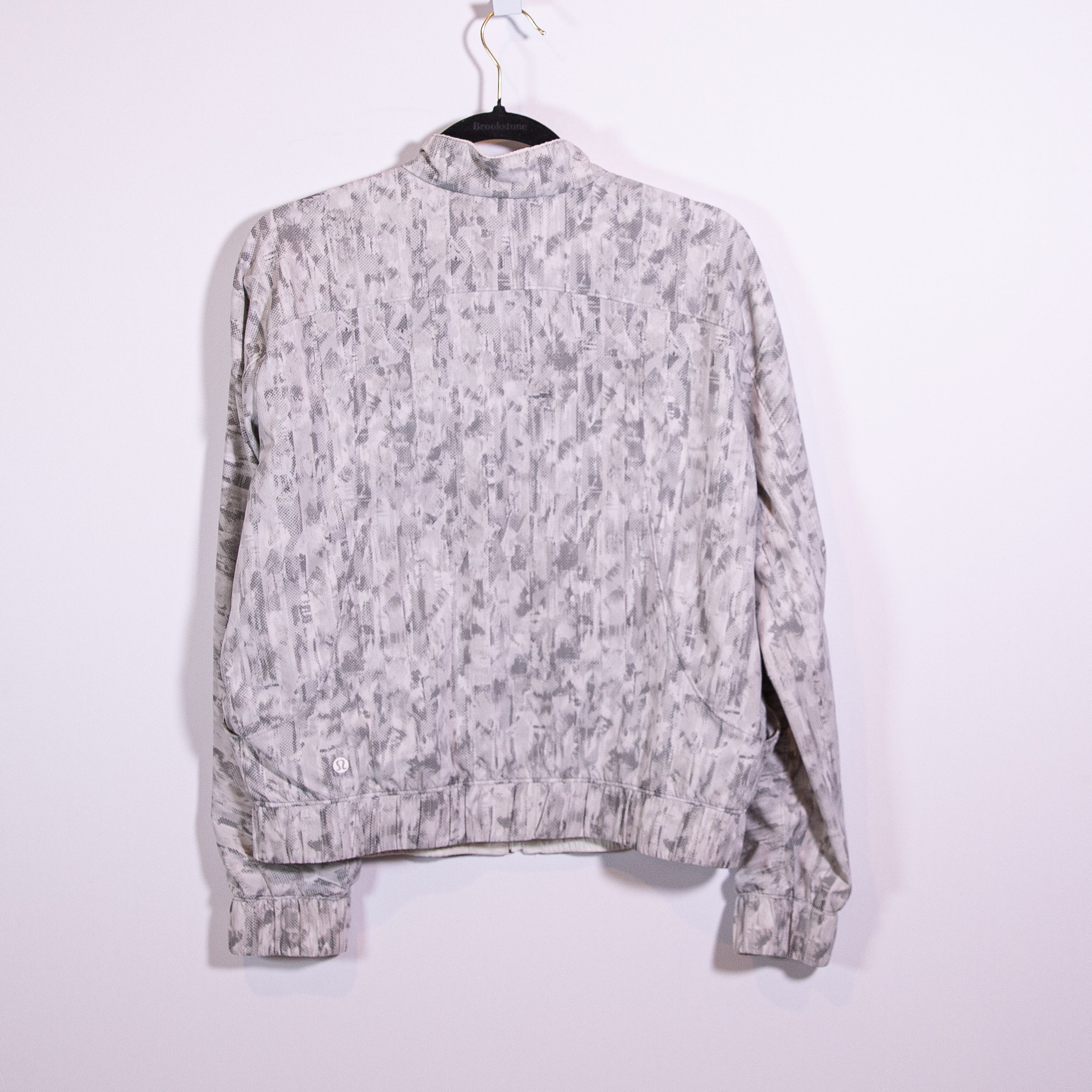 Lululemon Women's Bombs Away Full Zip Reversible Jacket City Breeze White Multi