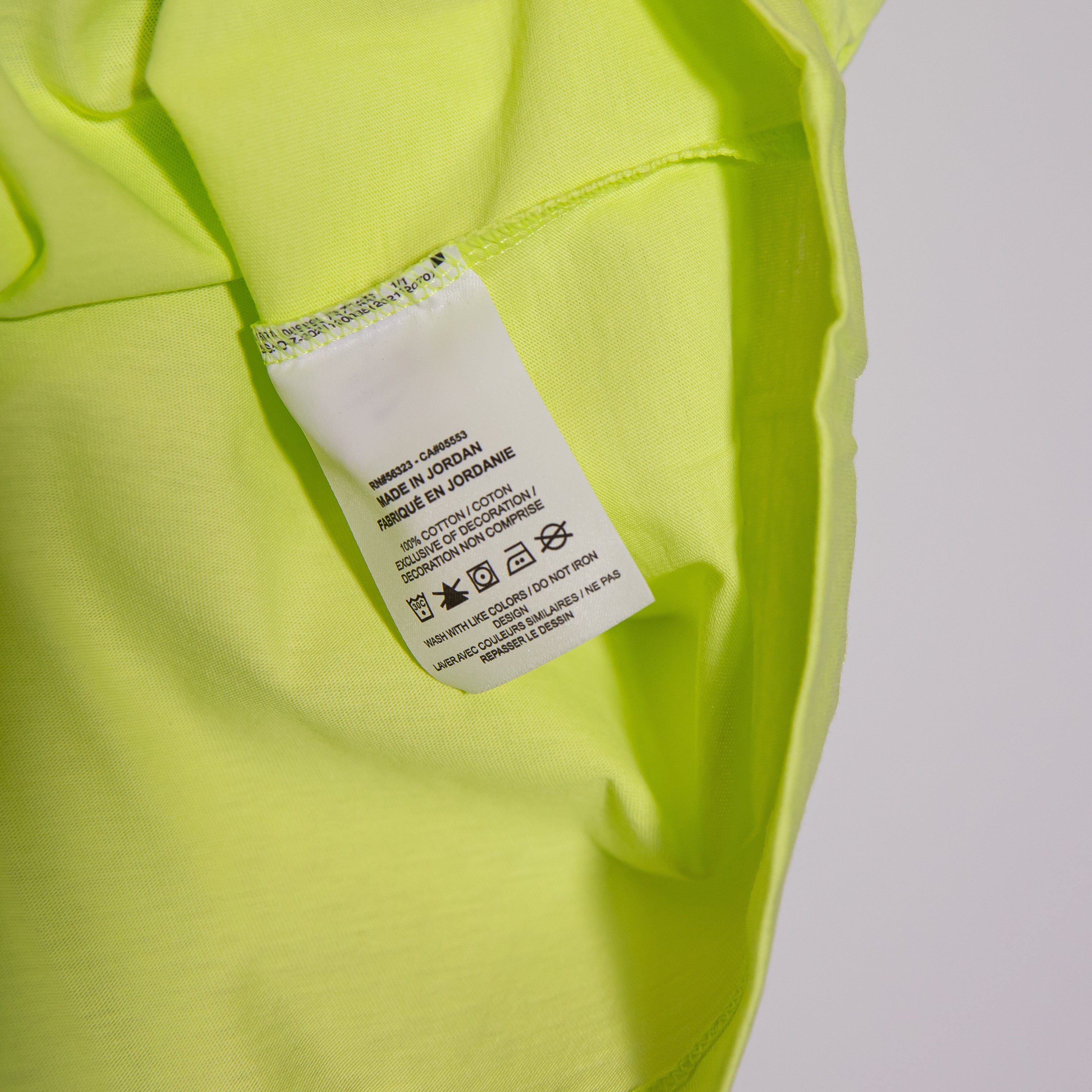 NEW Nike Kid's Sportswear Engineered Graphic Print Cotton Neon Tee Shirt Top S