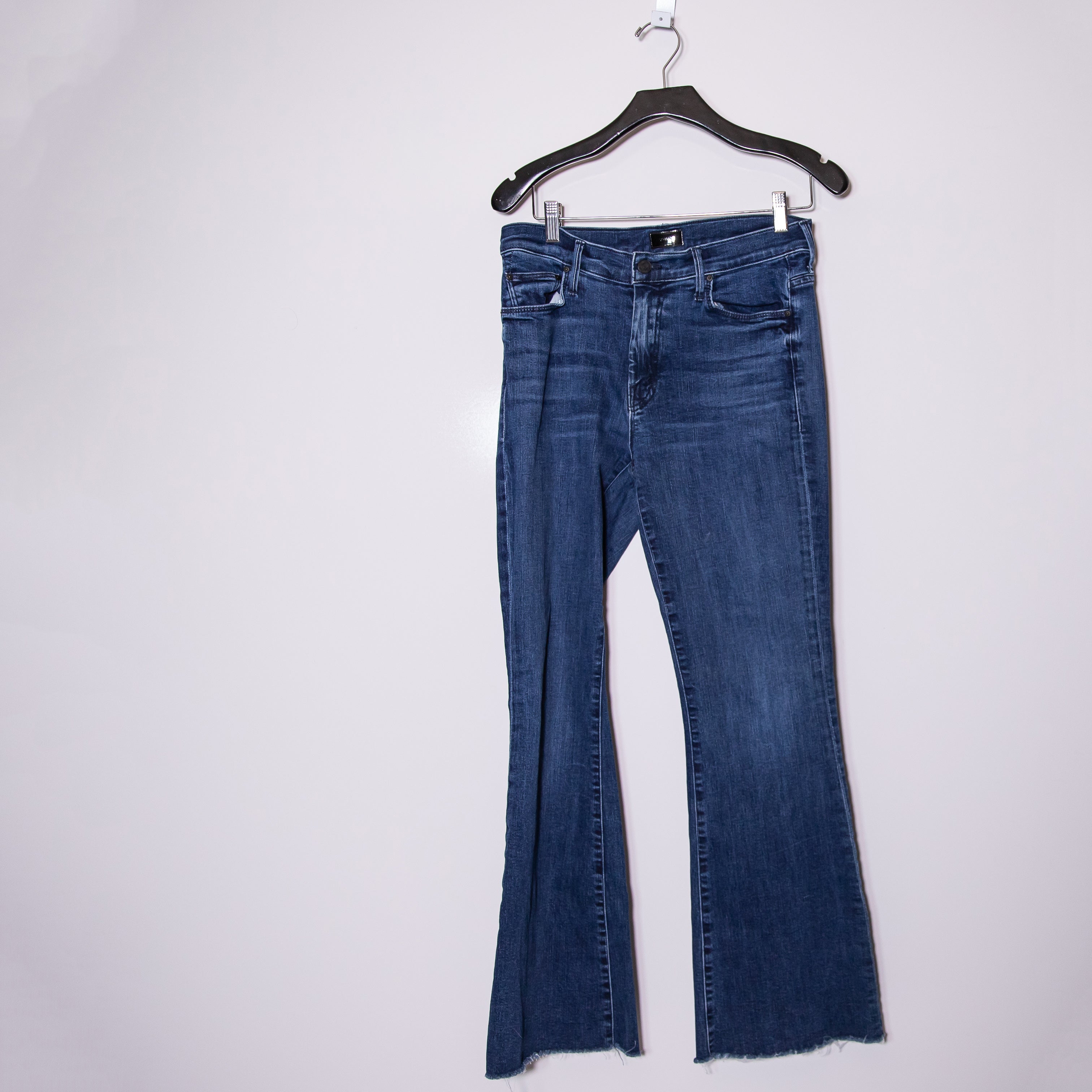 Mother Denim The Weekender Fray Flare Boot Mint Condition Wash Denim Jeans 29