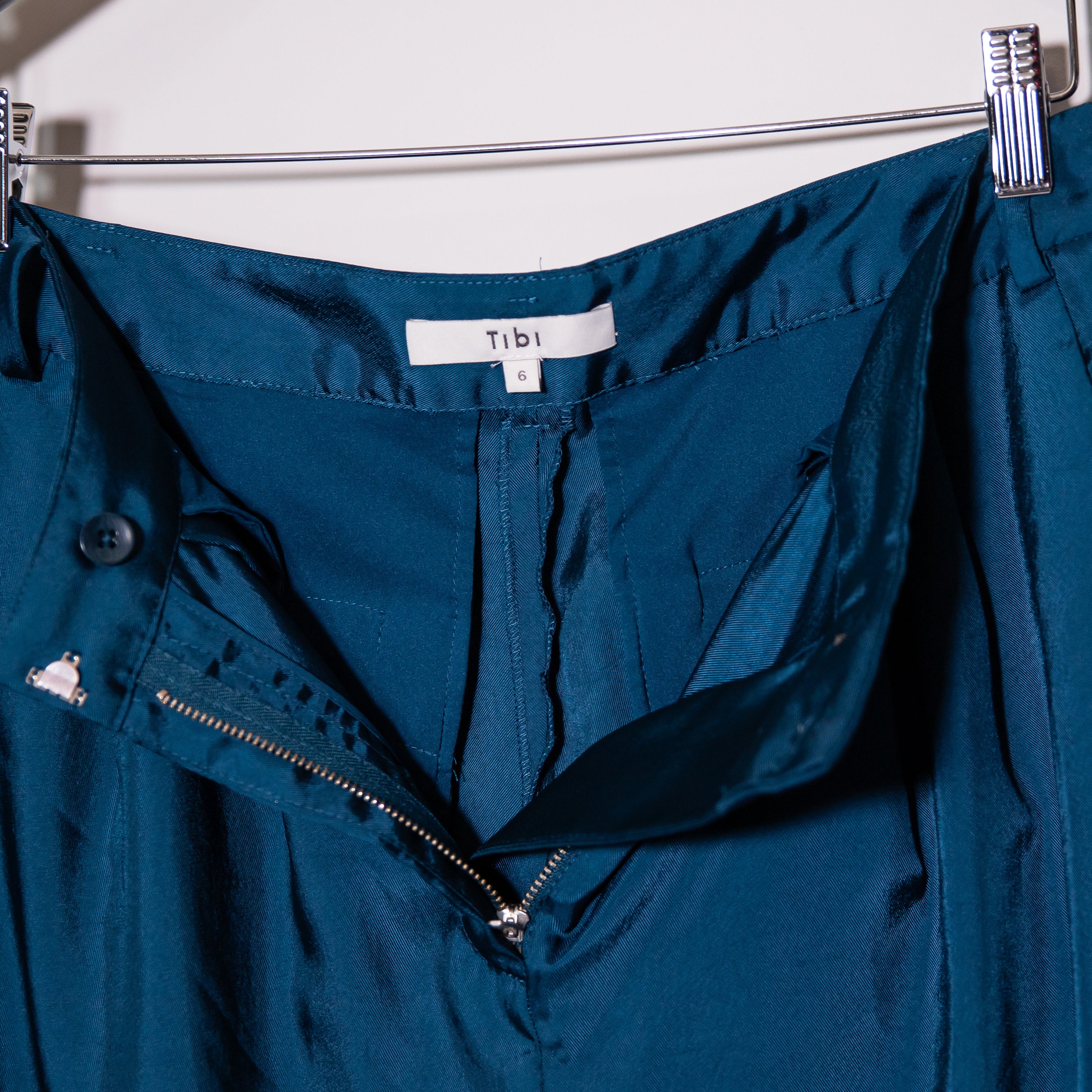 Tibi Women's Mid Rise Ruched Ankle Crop Trouser Satin Pants Blue 6