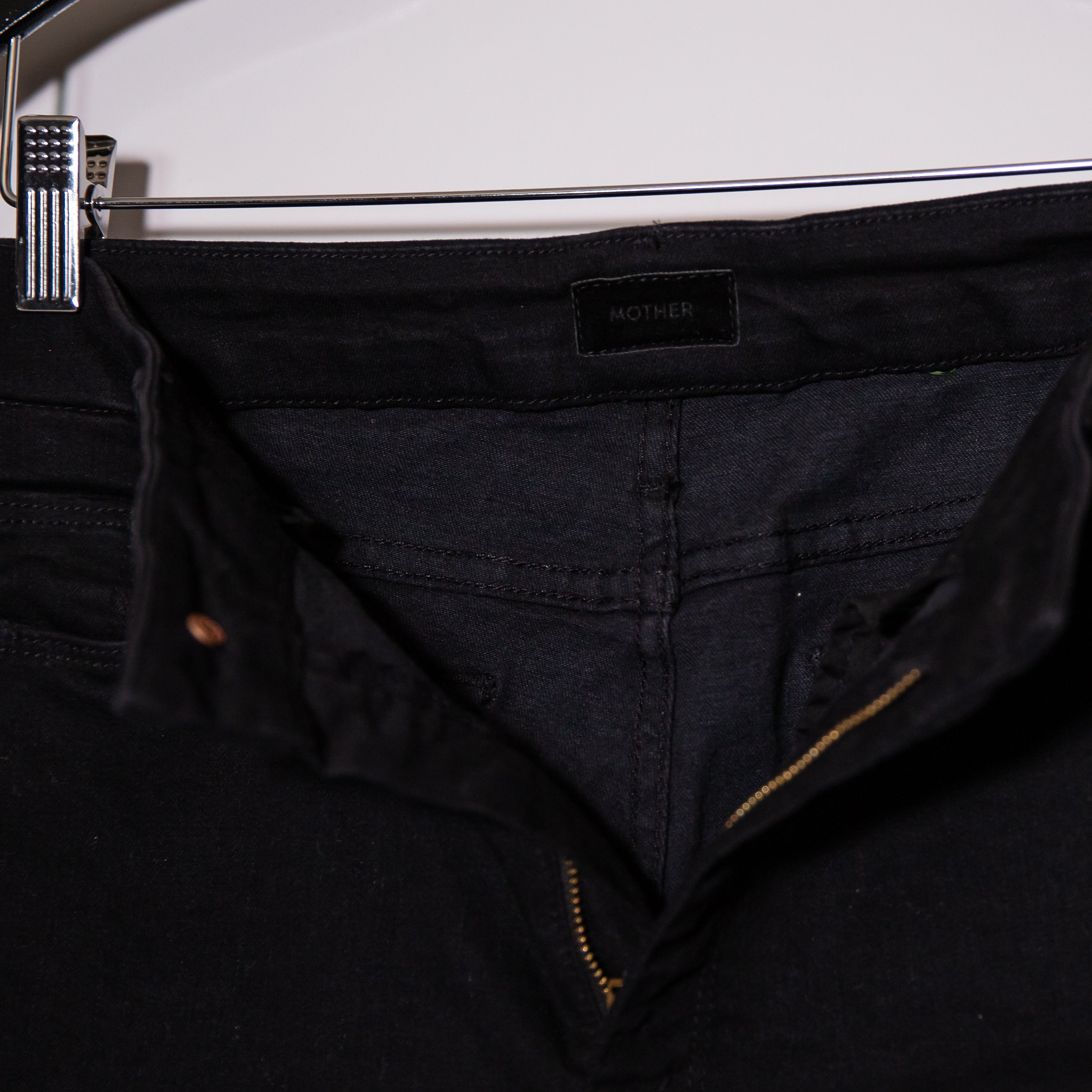 Mother Denim The Looker Ankle Fray Cotton Stretch Denim Jeans Not Guilty Black