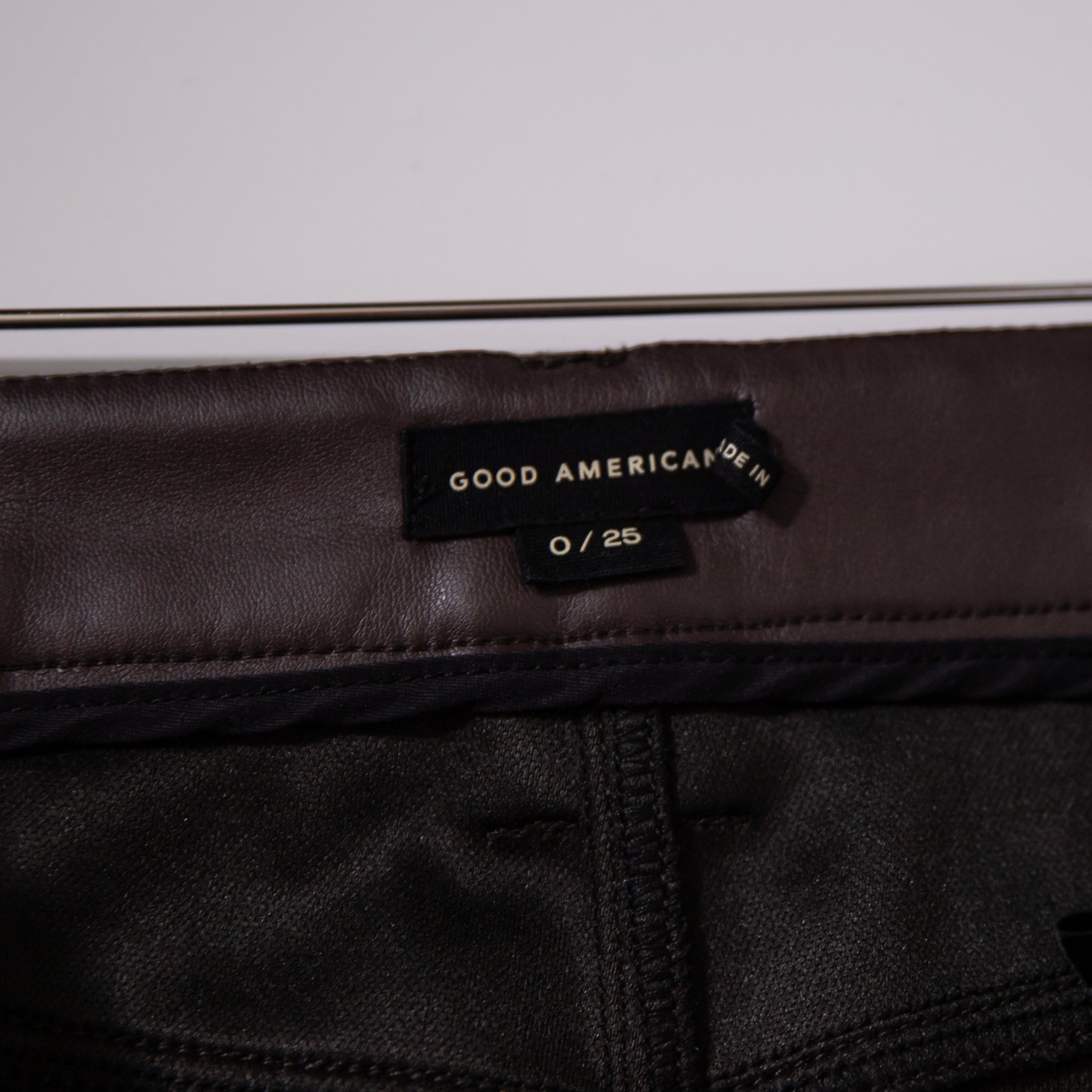 Good American Faux Vegan Leather Mini Postage Stamp Skirt Chocolate Brown 0