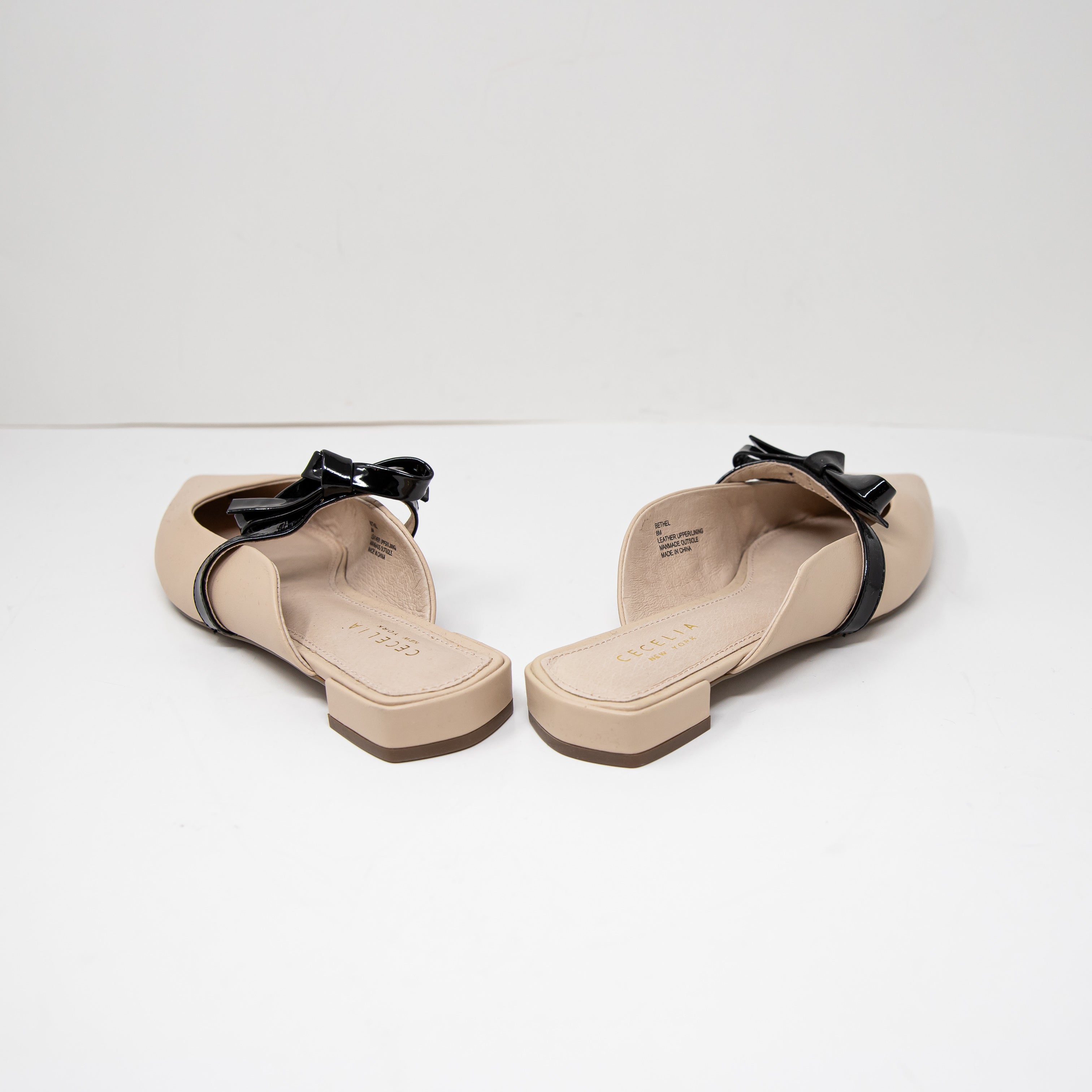 Cecelia New York Bethel Flat Mule Leather Bow Slip On Pointed Toe Sandals Shoes