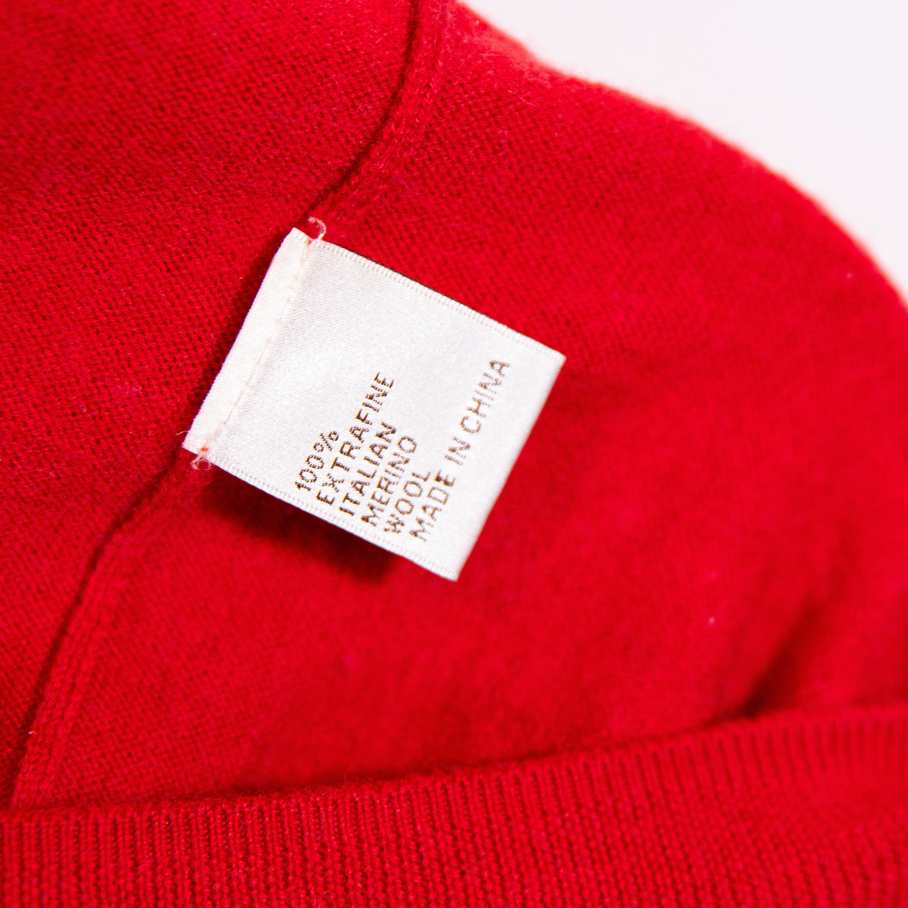 Peter Millar Men's Wool Knit Stretch V Neck Pullover Sweater Solid Red Large