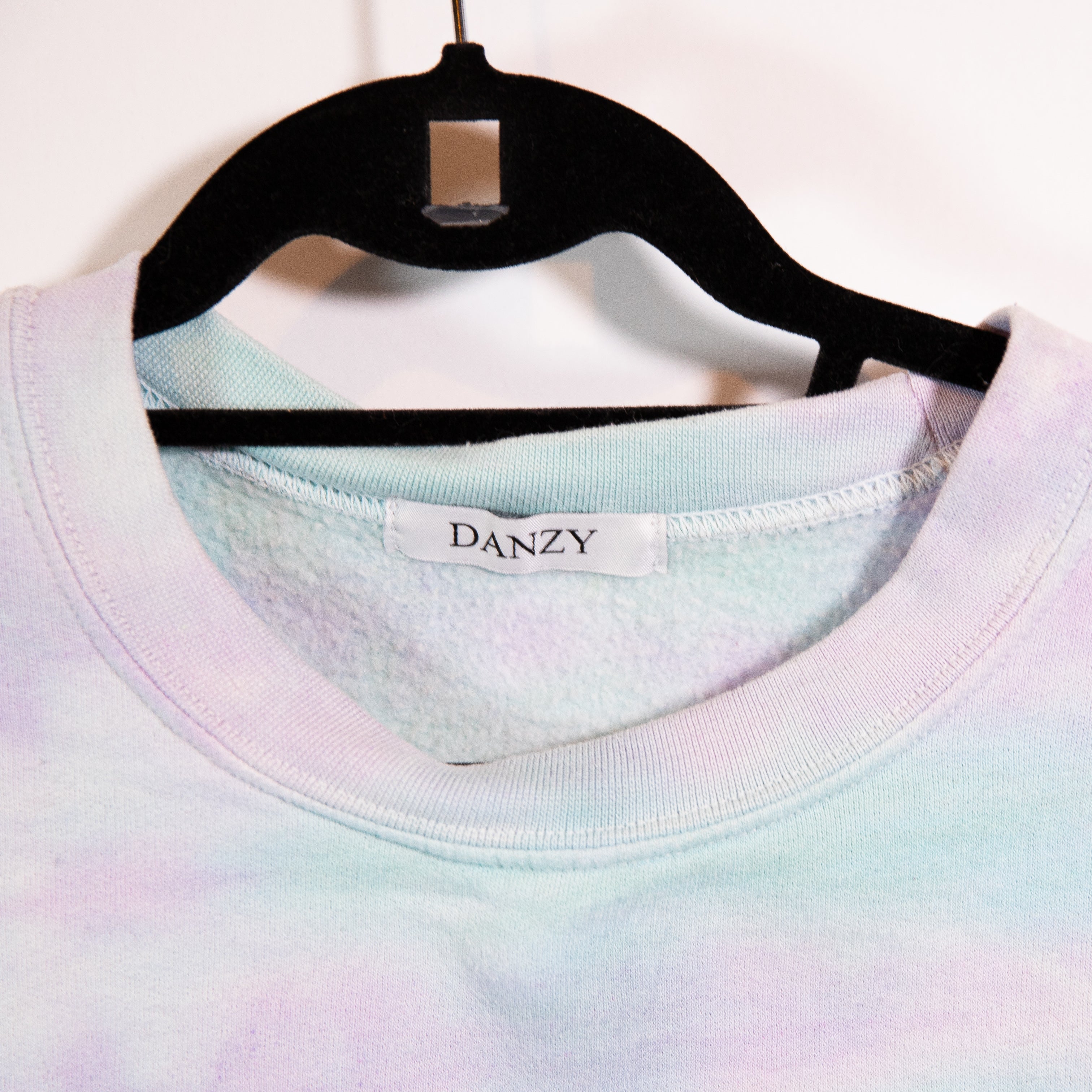Danzy Tie Dye Ombre Collection Cotton Crew Neck Pullover Sweatshirt Sweater S