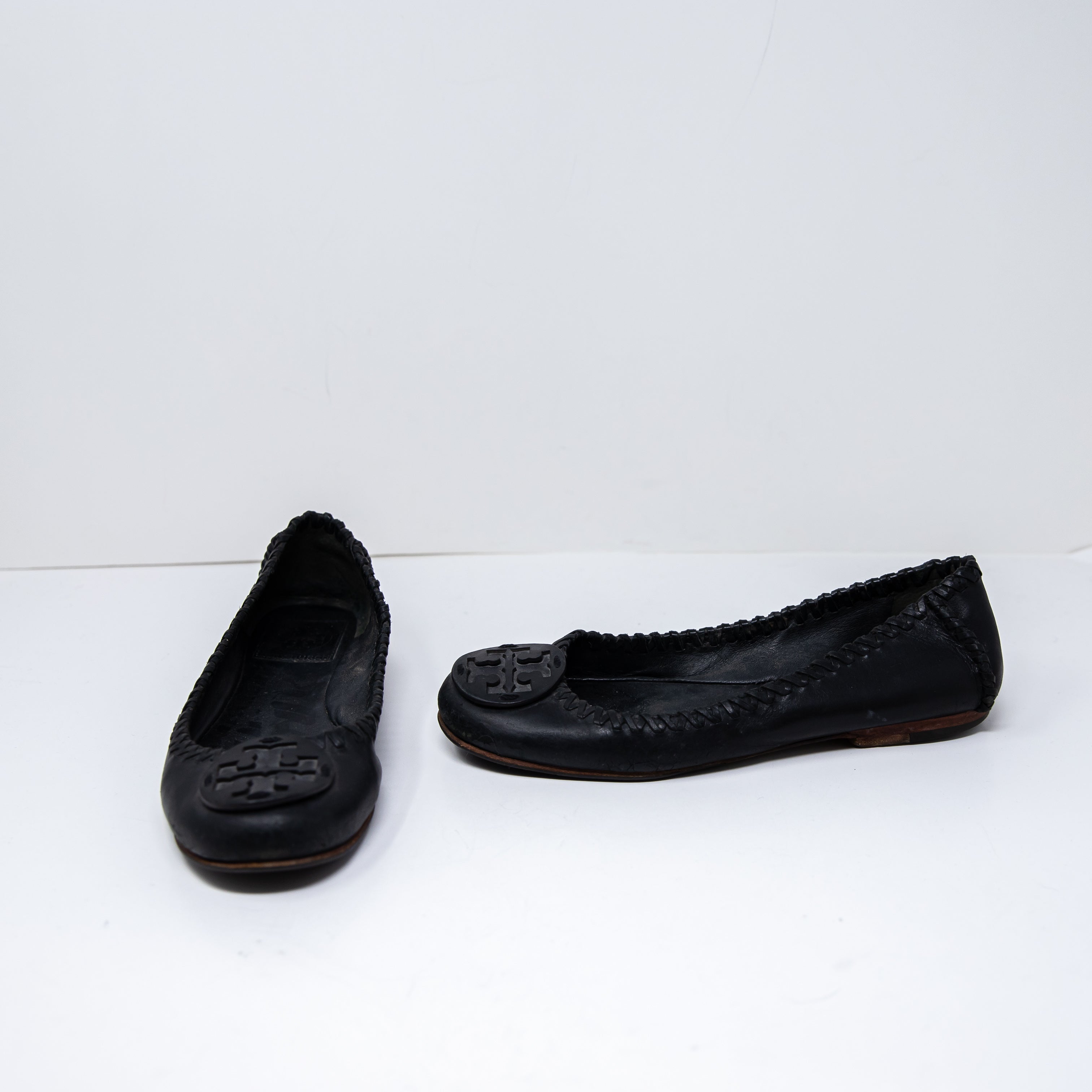 Tory Burch Women's Gabi Whipstitch Genuine Leather Slip On Ballet Flats Shoes