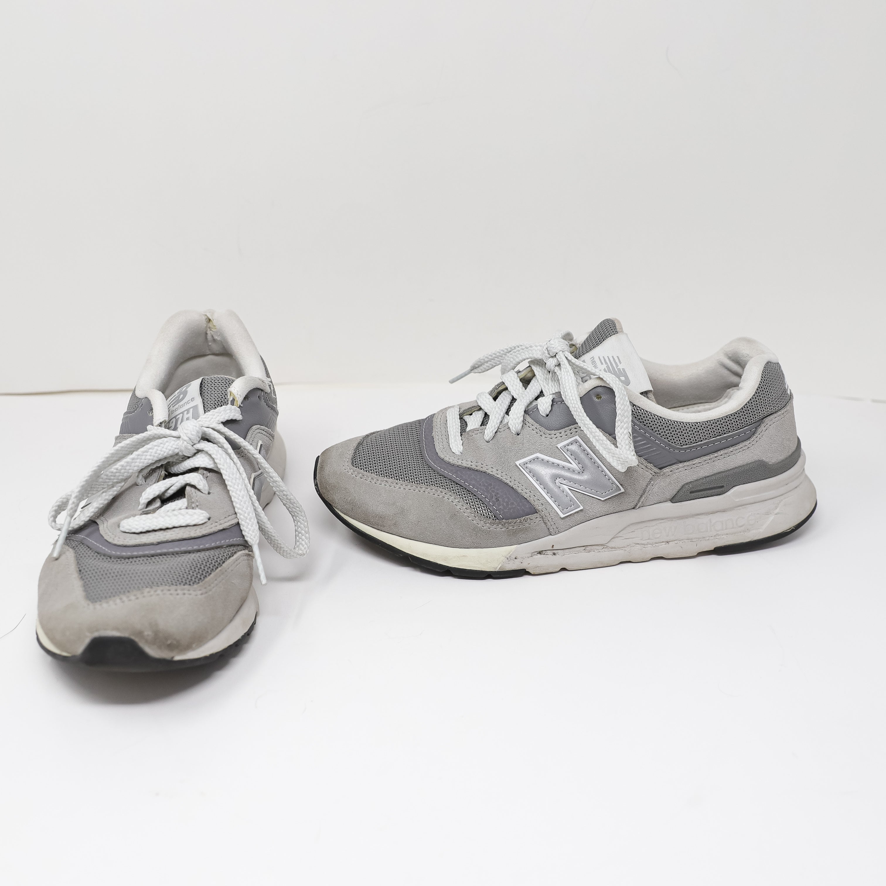 New Balance Women's Genuine Suede Mesh Low Top Lace Up Sneakers Shoes Gray 8.5